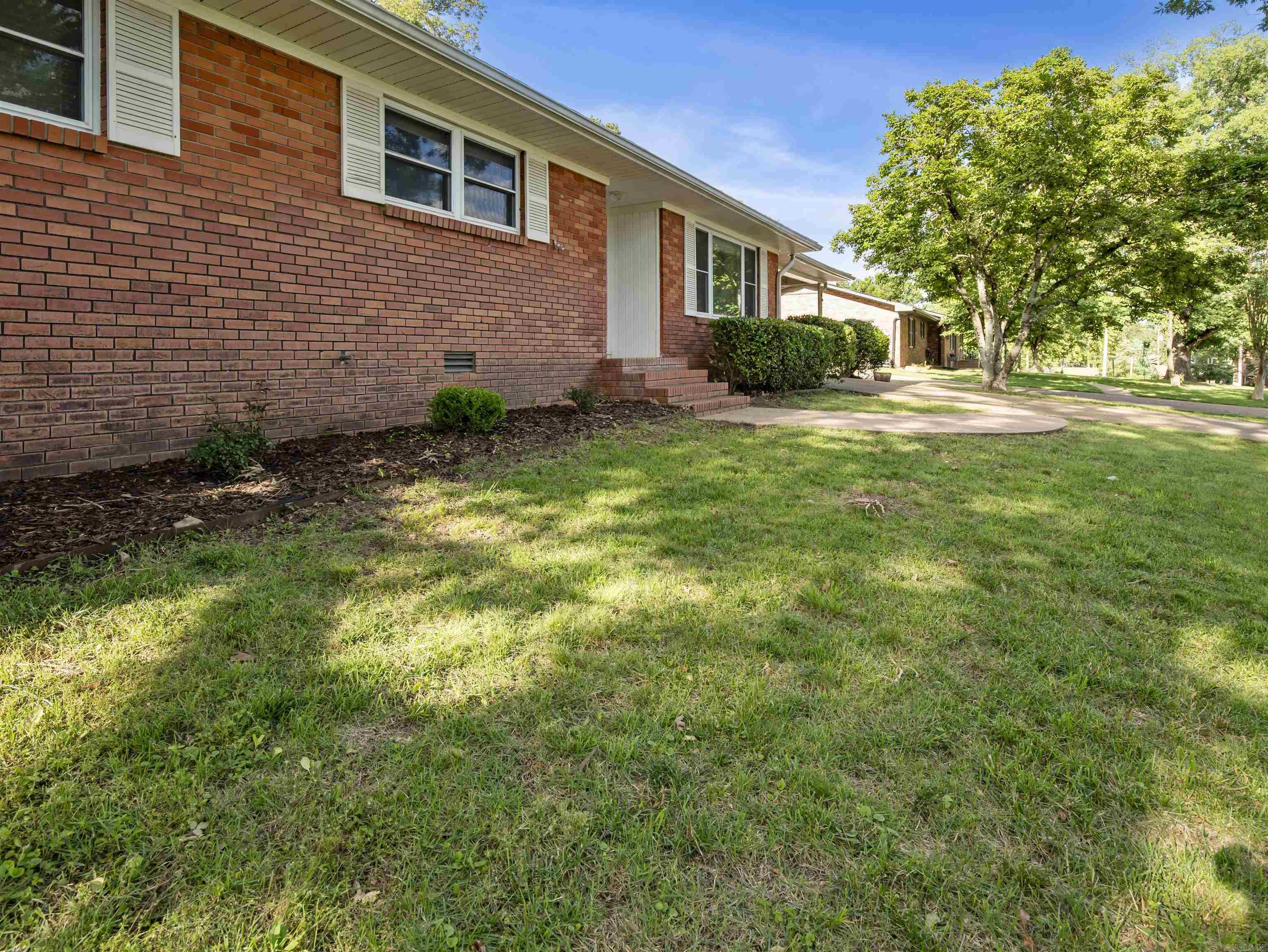 217  Yorkshire  Hot Springs, AR