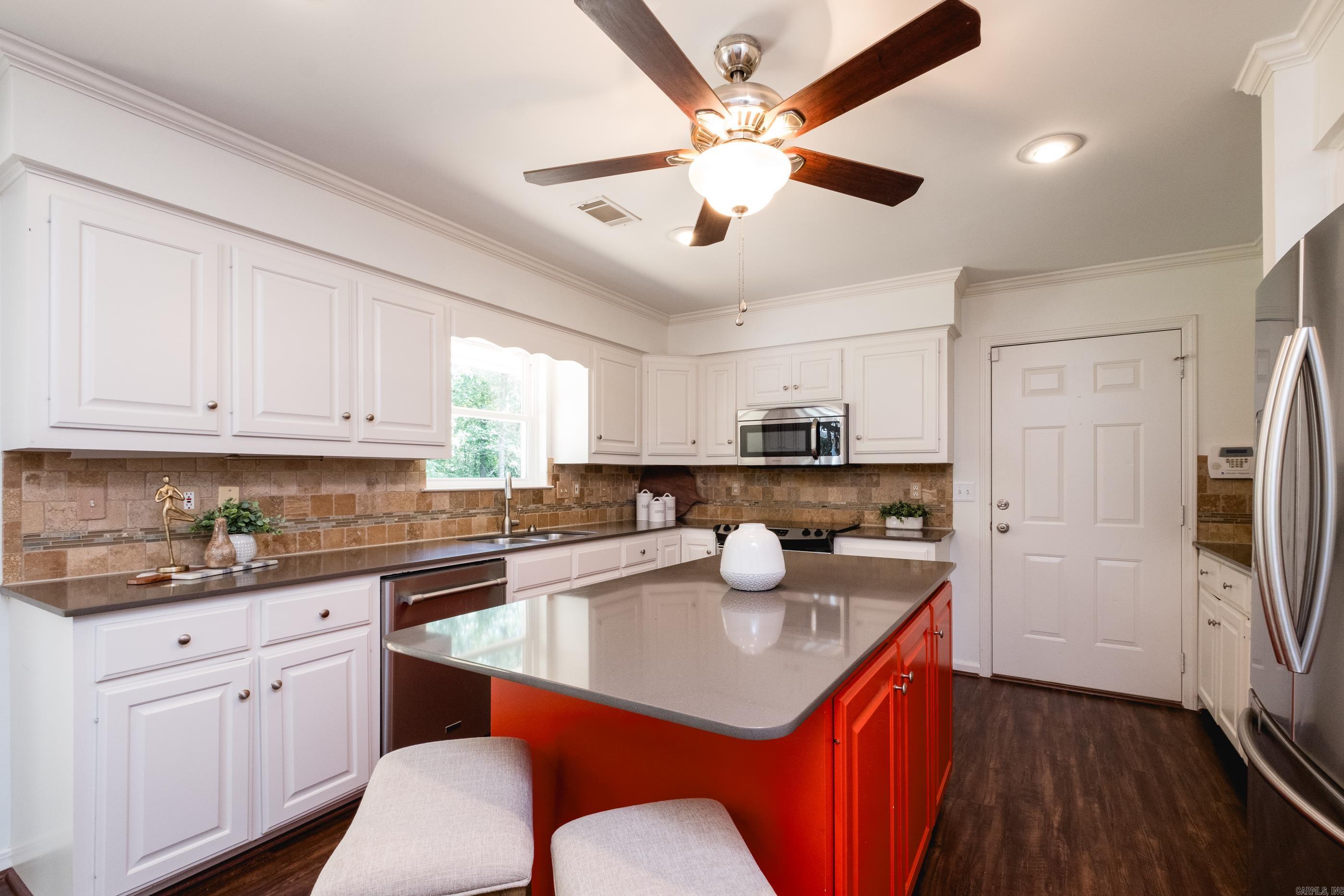 69  Quail Valley  Sherwood, AR