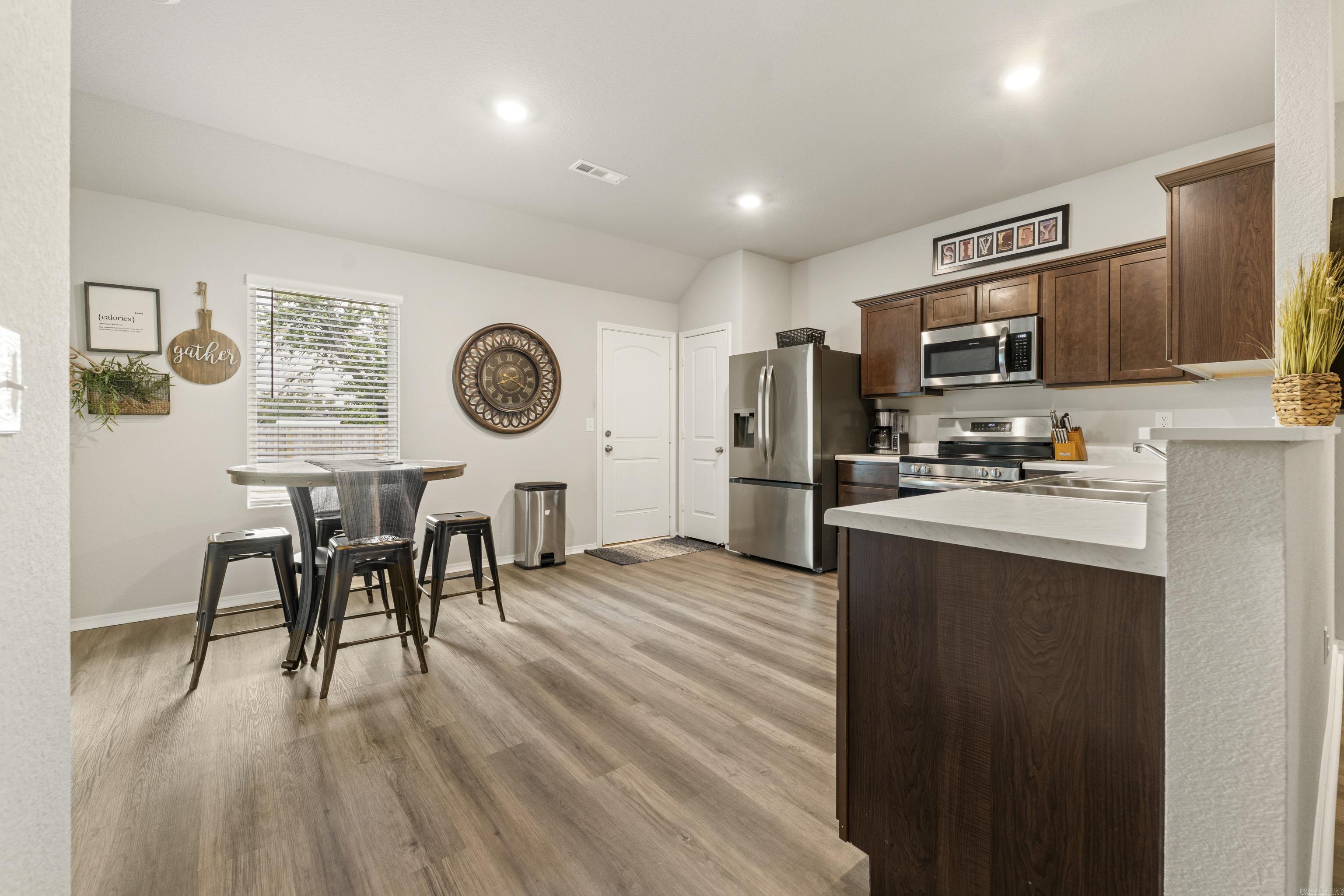 1711  Ridgefield  Searcy, AR