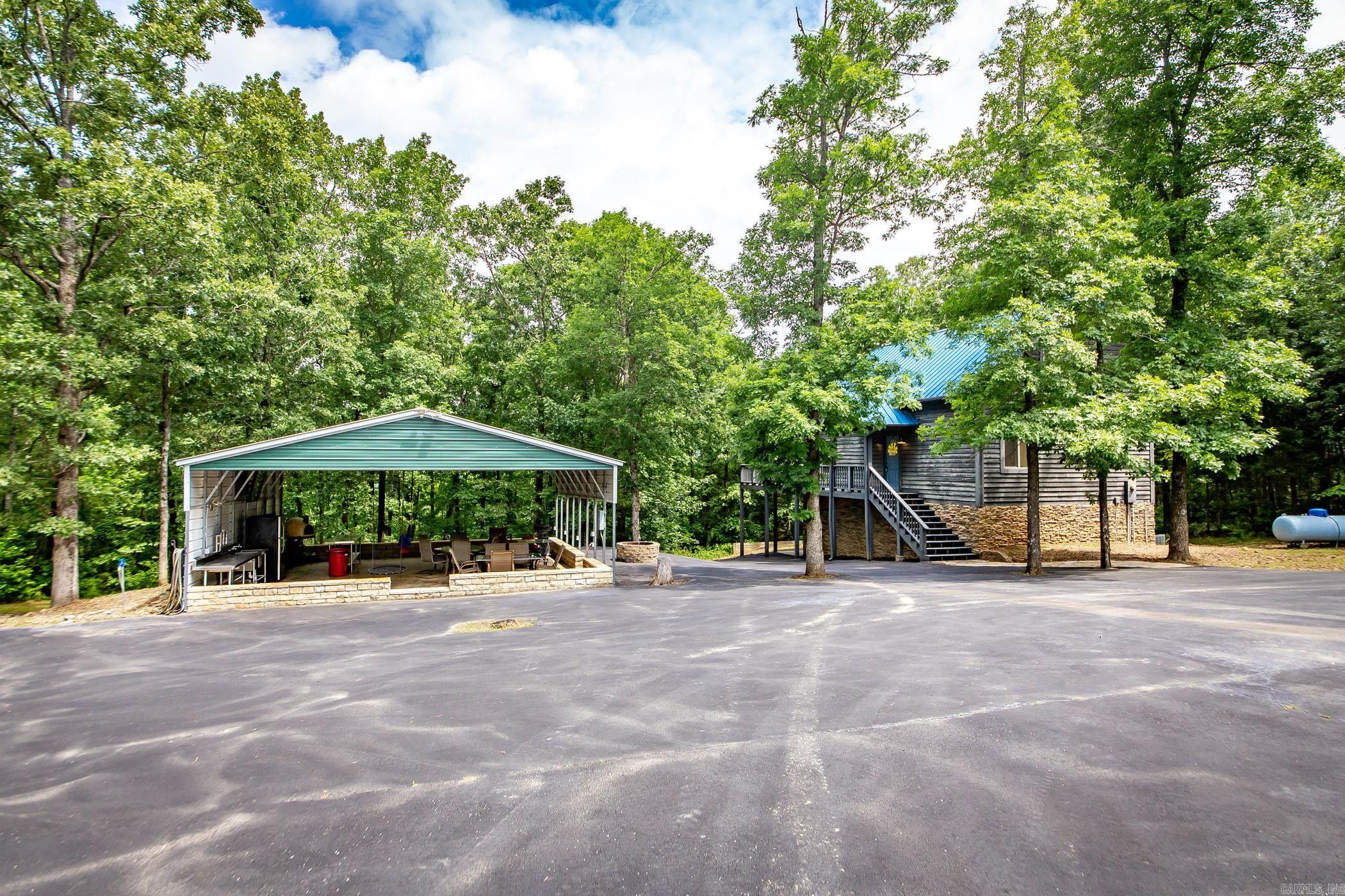 220  Brown Rd.  Greers Ferry, AR