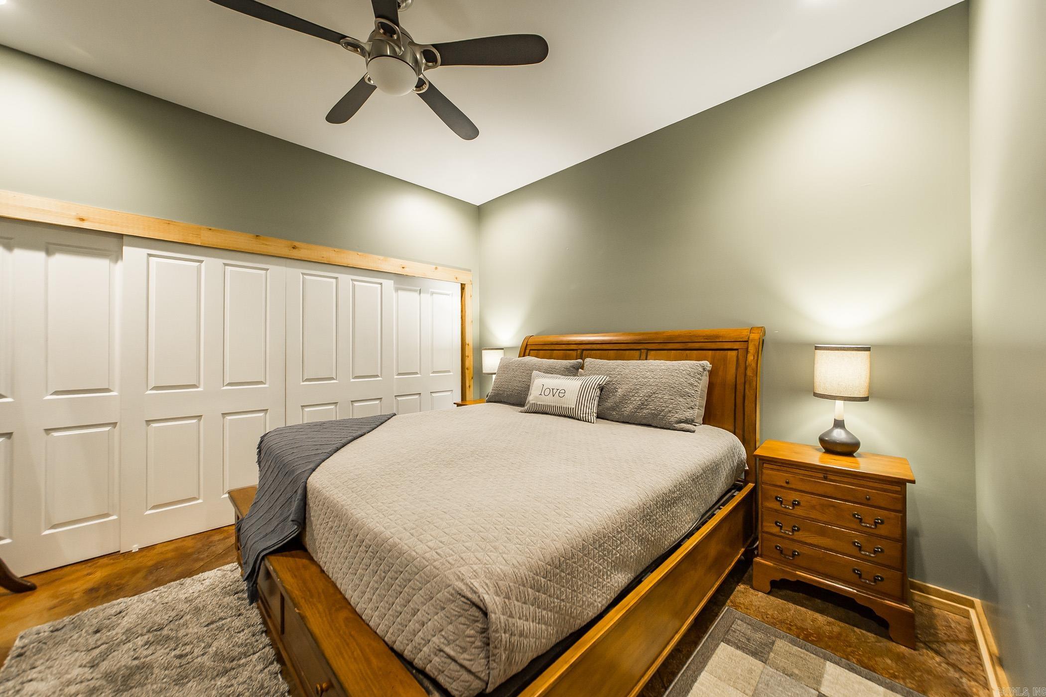 220  Brown Rd.  Greers Ferry, AR