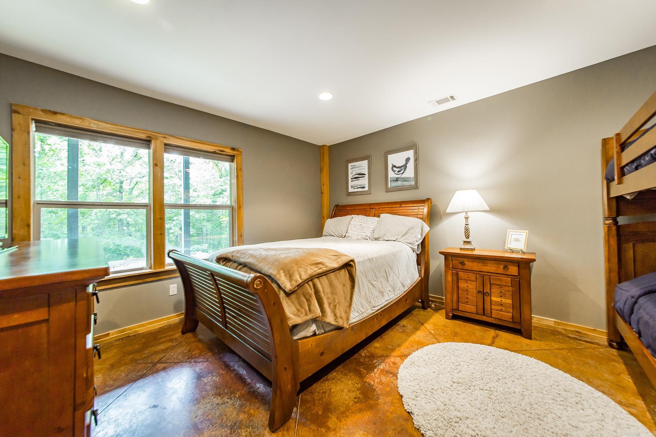 220  Brown Rd.  Greers Ferry, AR