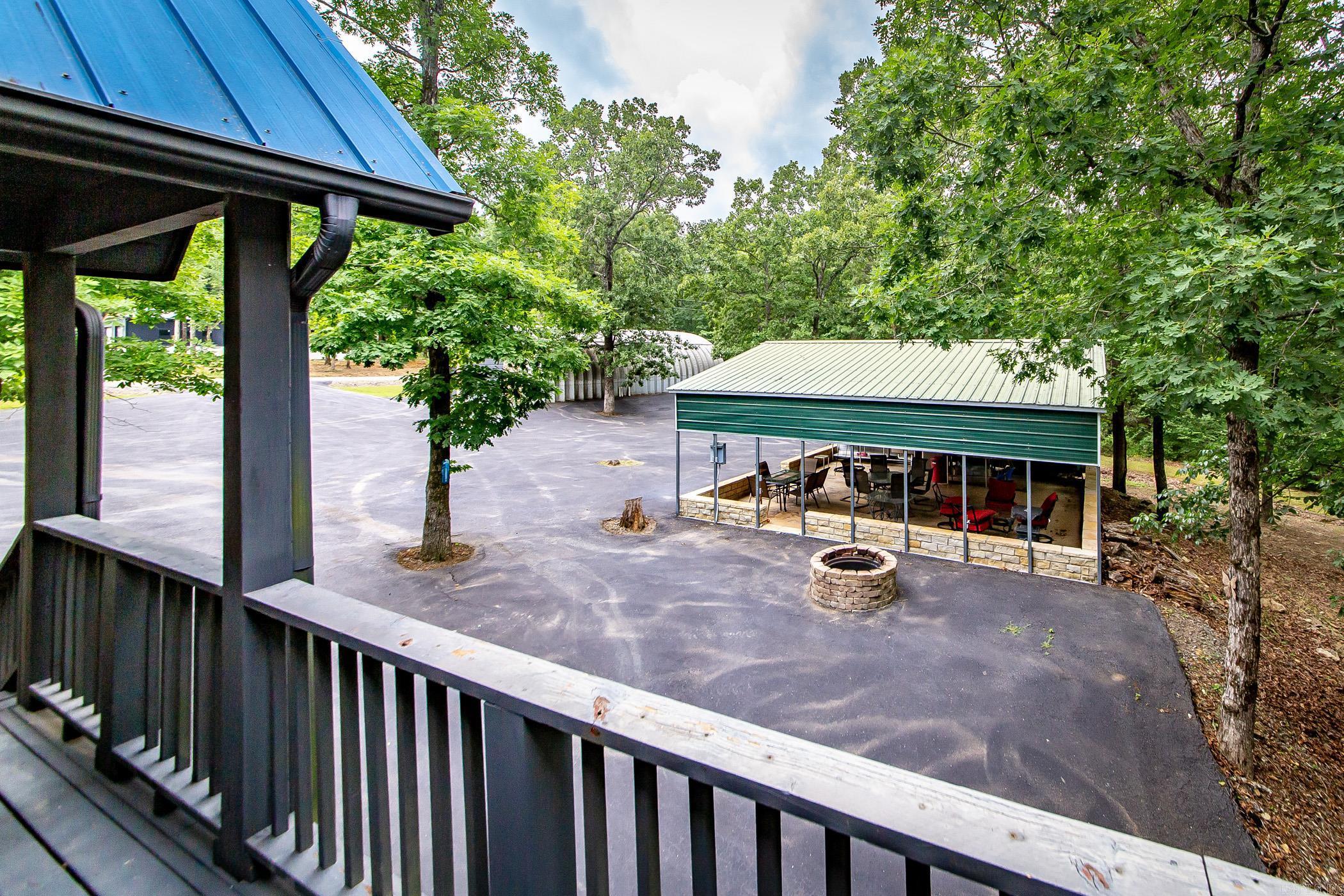 220  Brown Rd.  Greers Ferry, AR