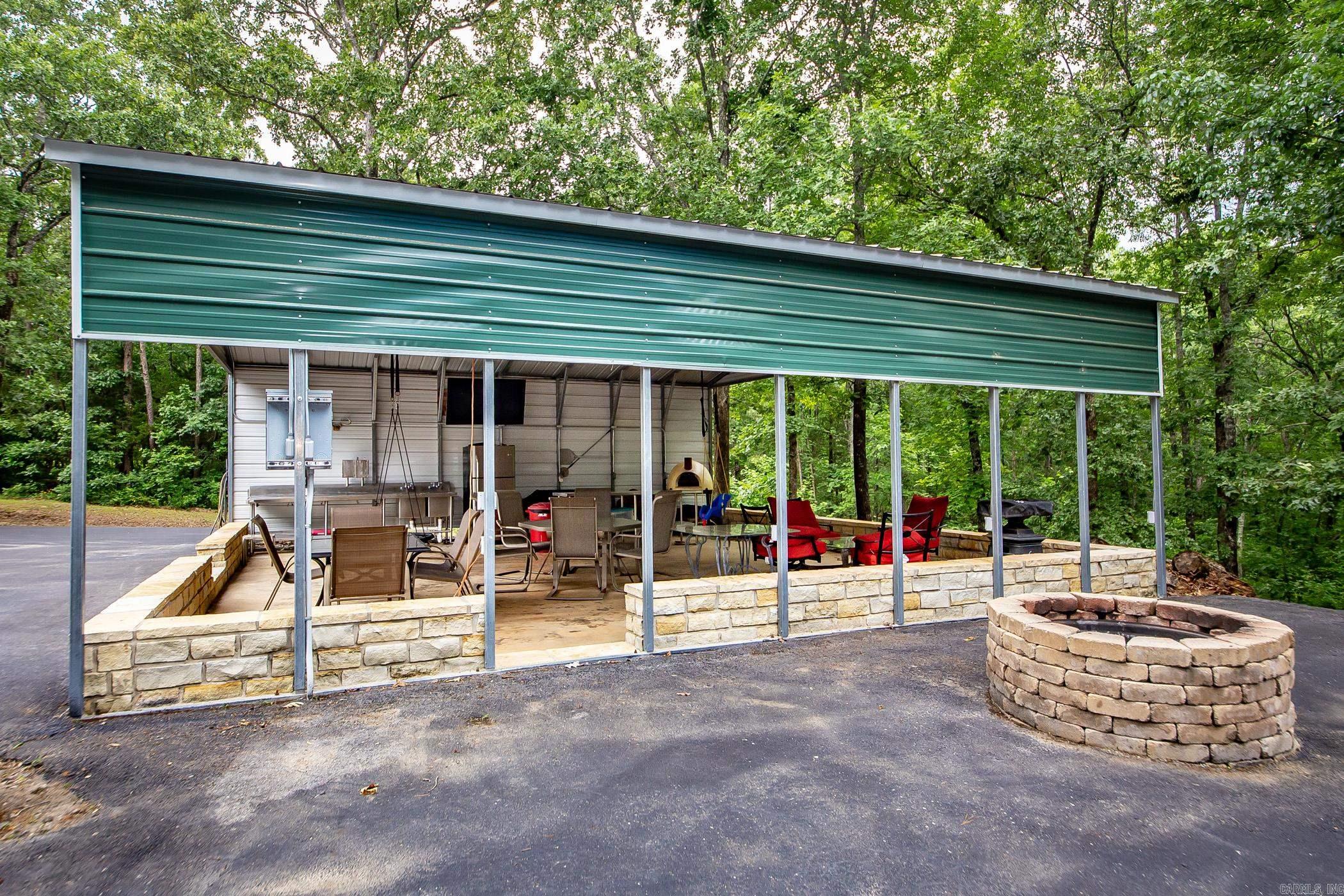 220  Brown Rd.  Greers Ferry, AR