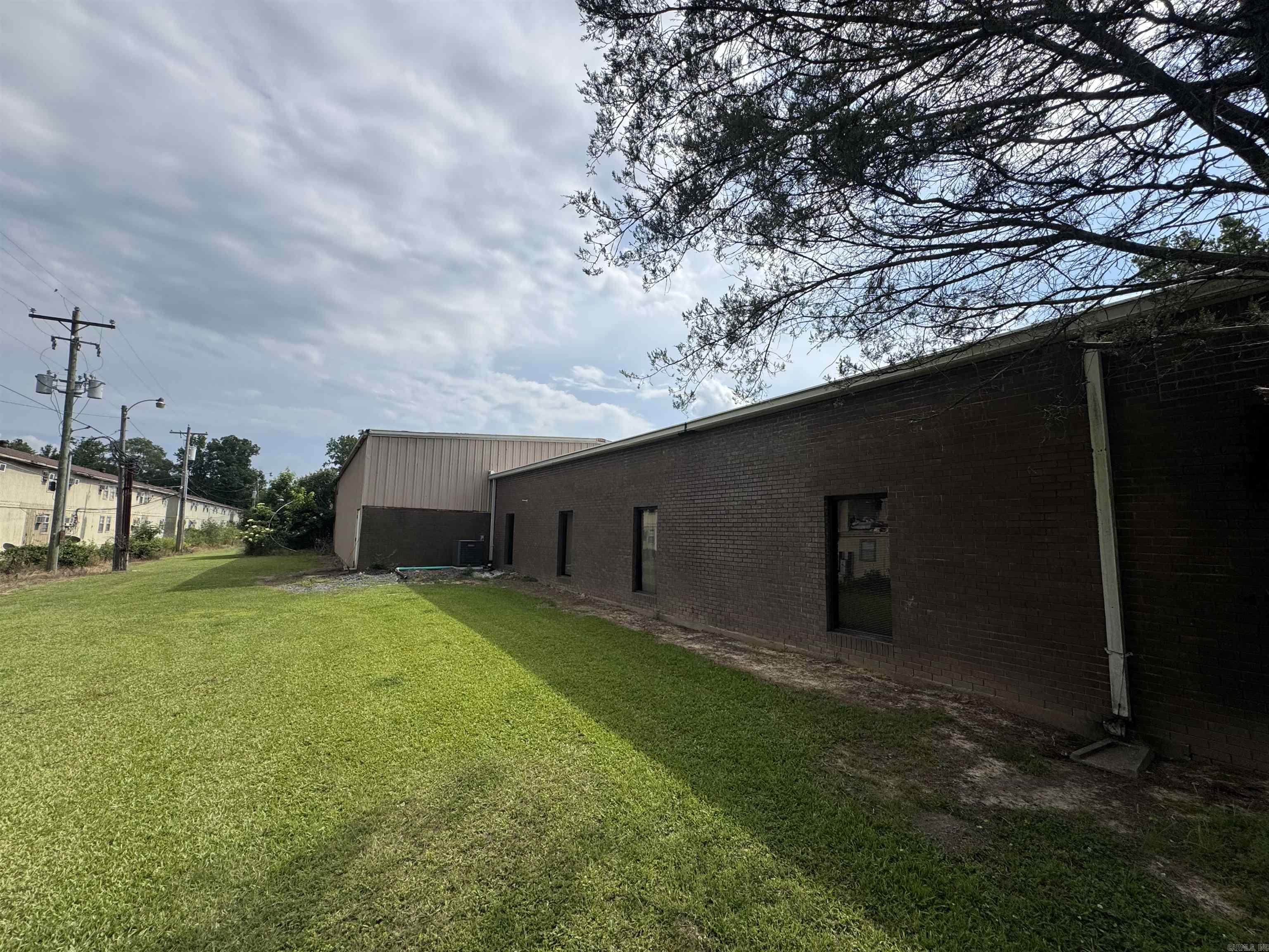1  Beth  Gravel Ridge, AR