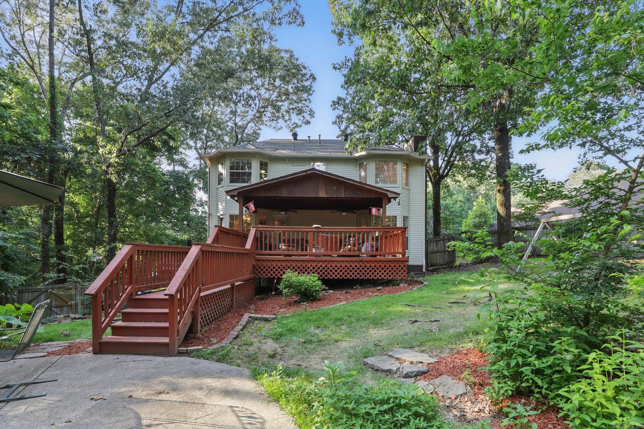 1321  River Oaks  Benton, AR