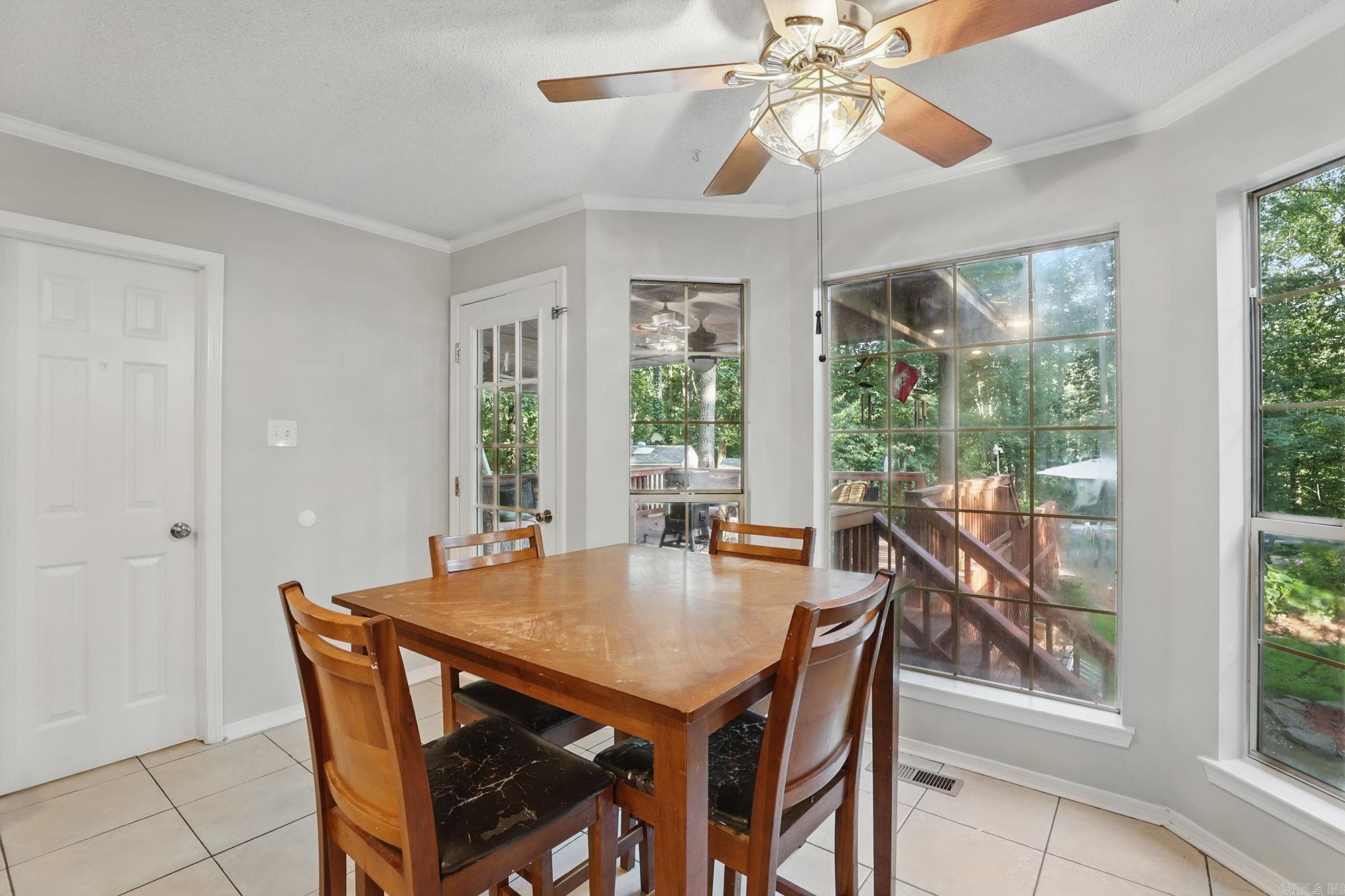 1321  River Oaks  Benton, AR