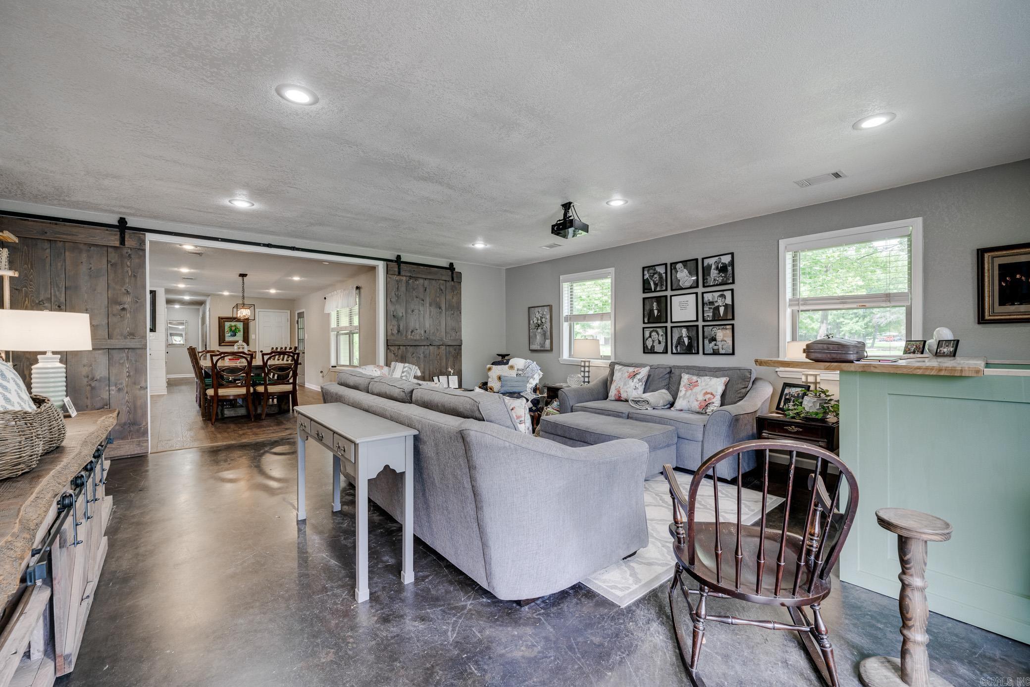 12  Wilcox Acres  Greenbrier, AR