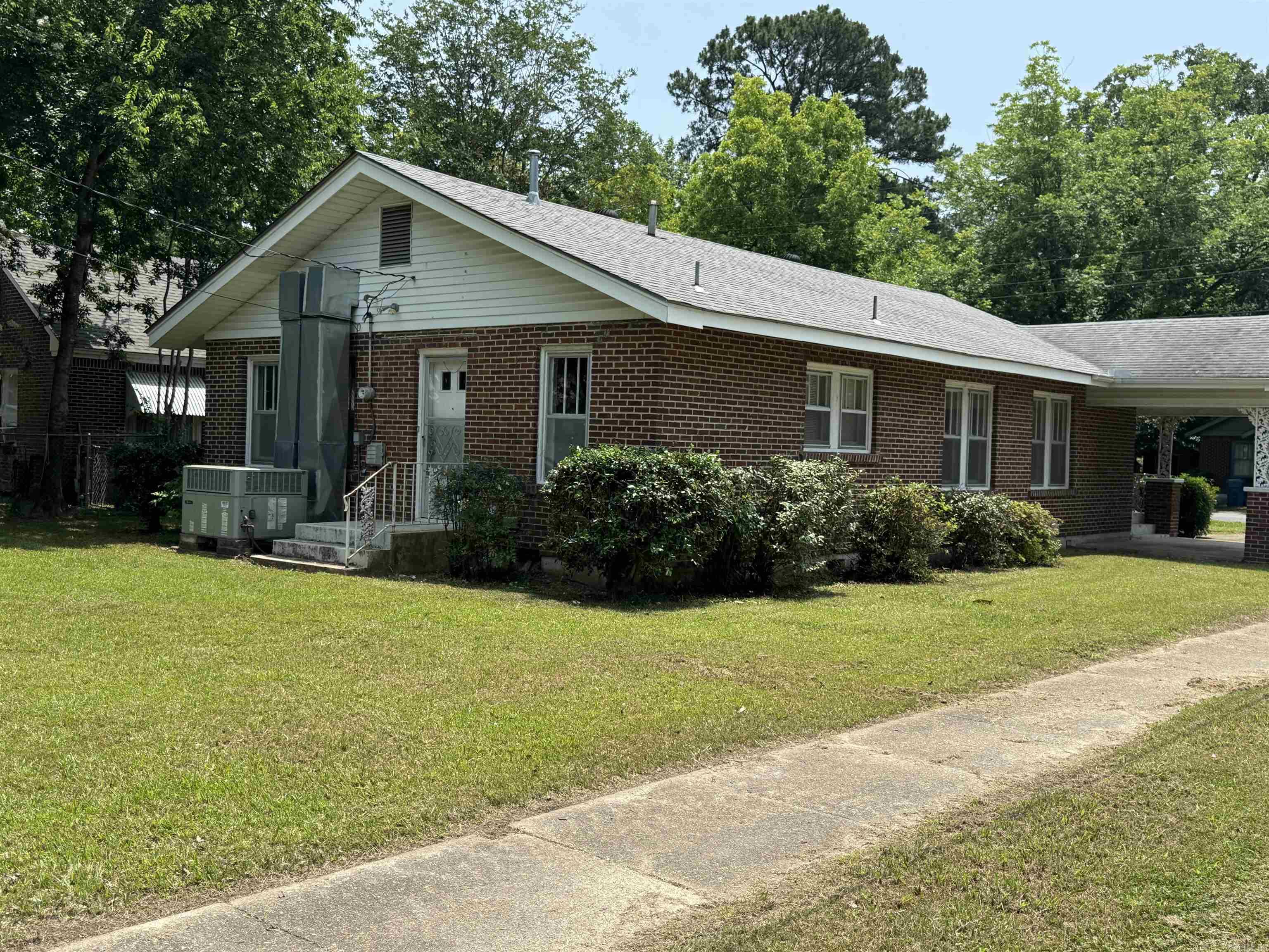 404  McHenry  Malvern, AR
