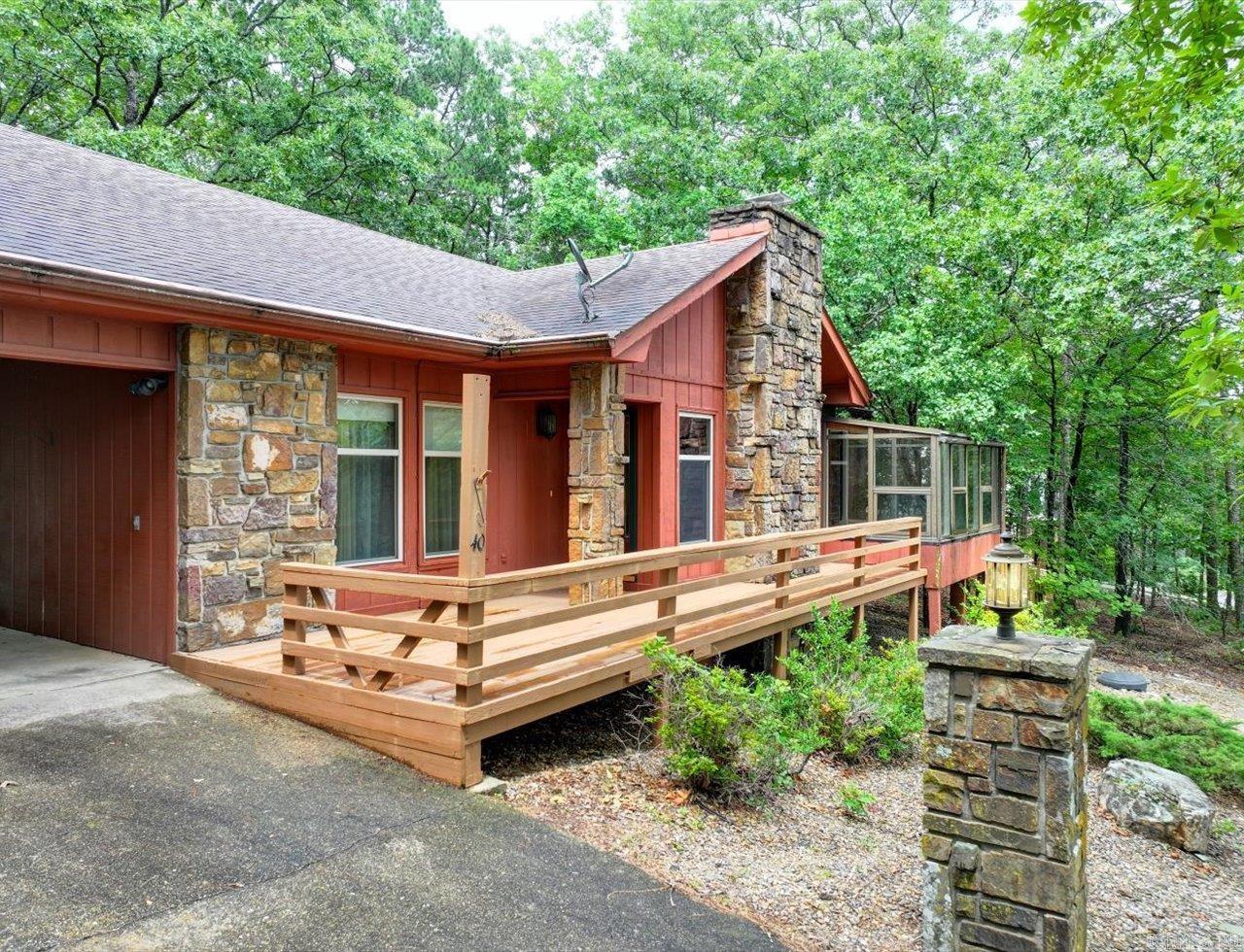 40  Almazan  Hot Springs Village, AR