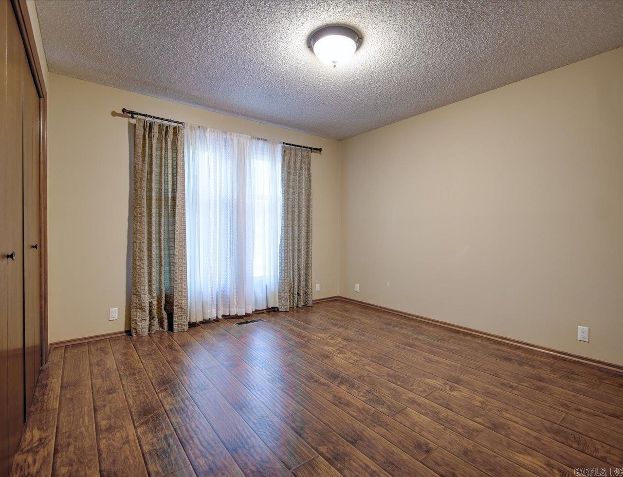 40 Almazan Way Hot Springs Village, AR 71909