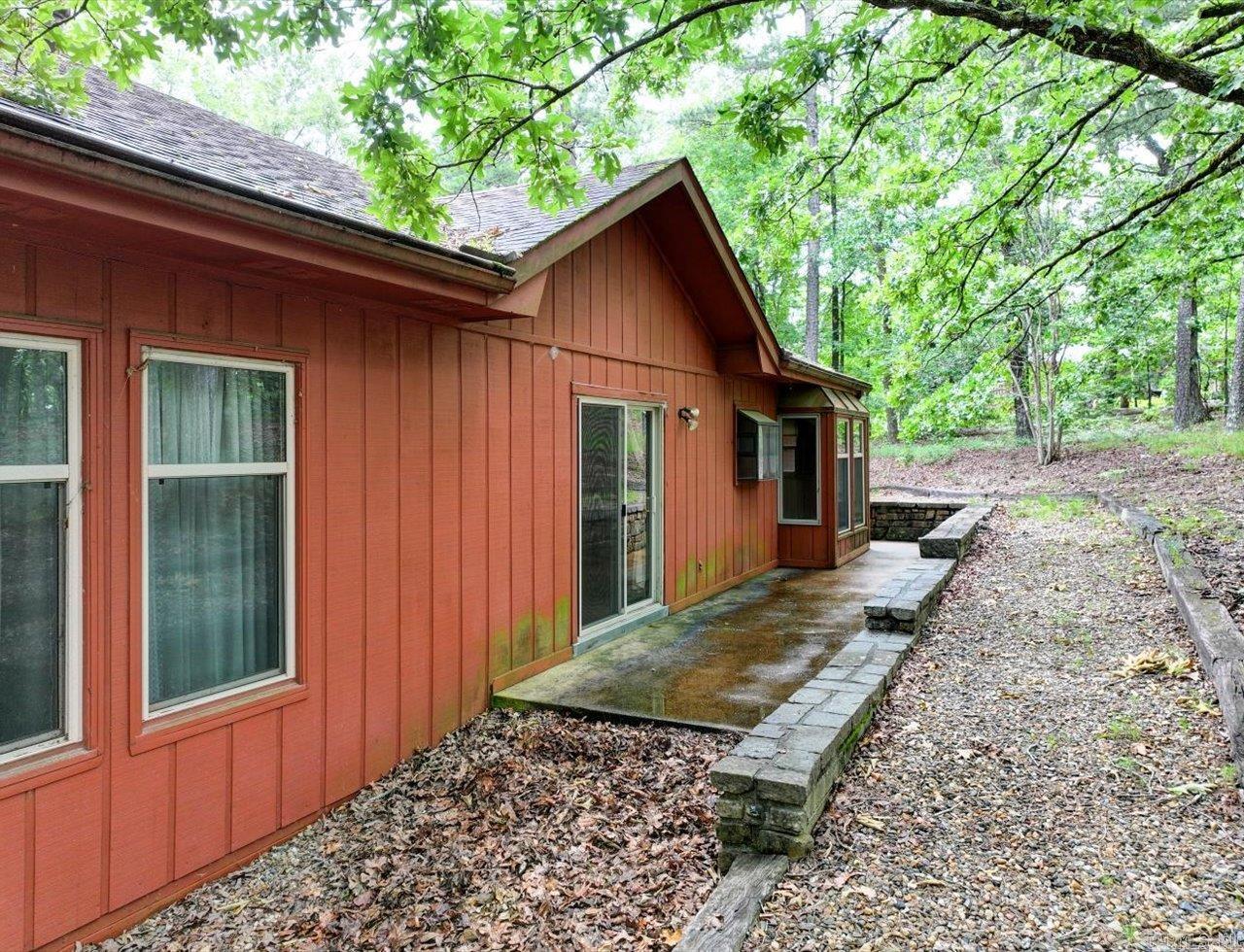 40  Almazan  Hot Springs Village, AR