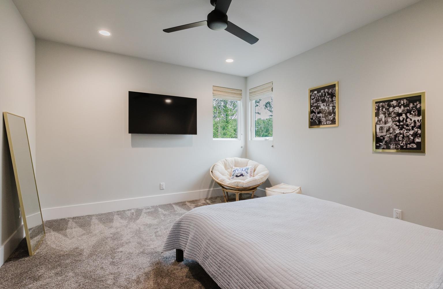 6048  Charley  Benton, AR