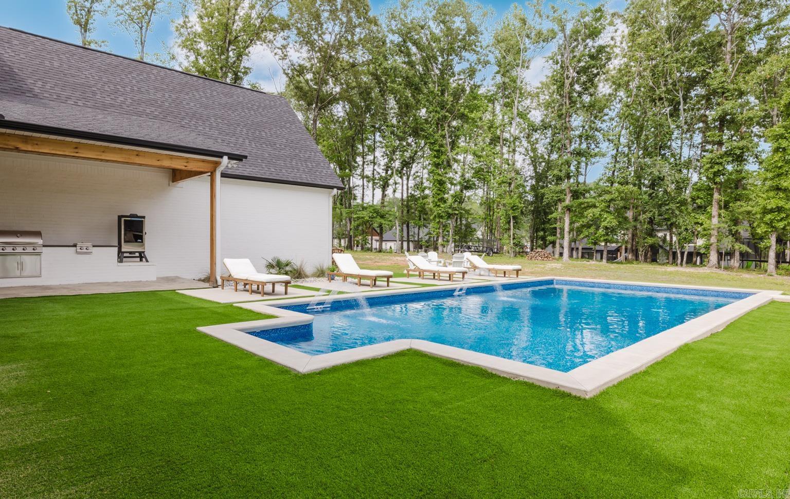 6048  Charley  Benton, AR