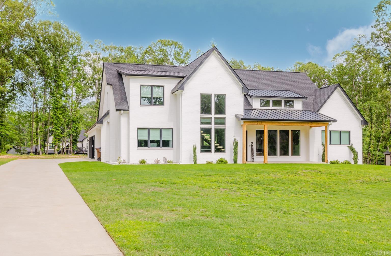 6048  Charley  Benton, AR