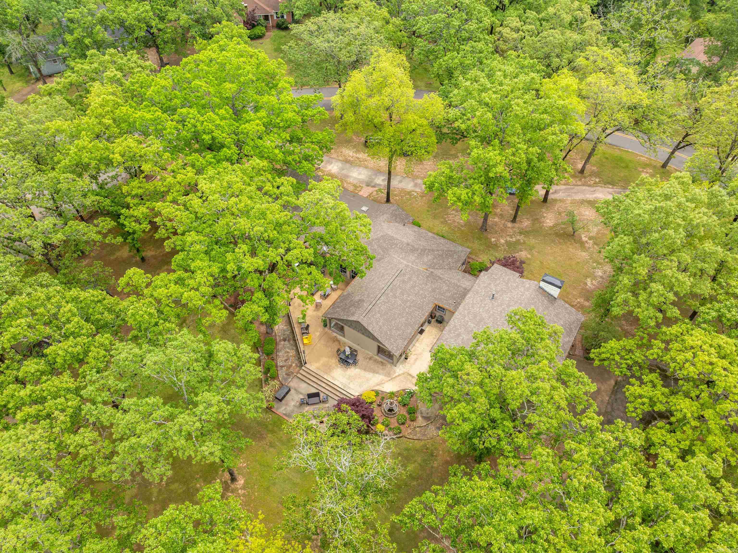 215  Bellaire  Hot Springs, AR