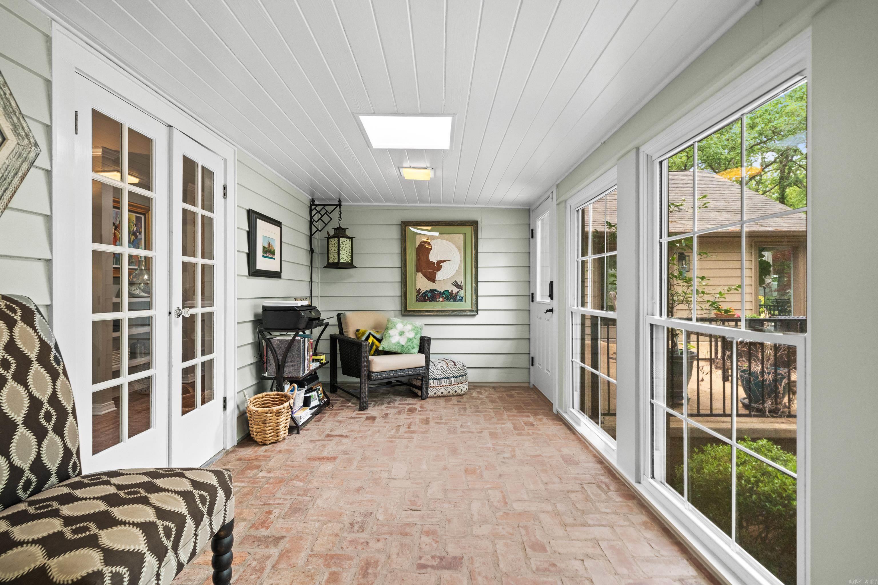215  Bellaire  Hot Springs, AR