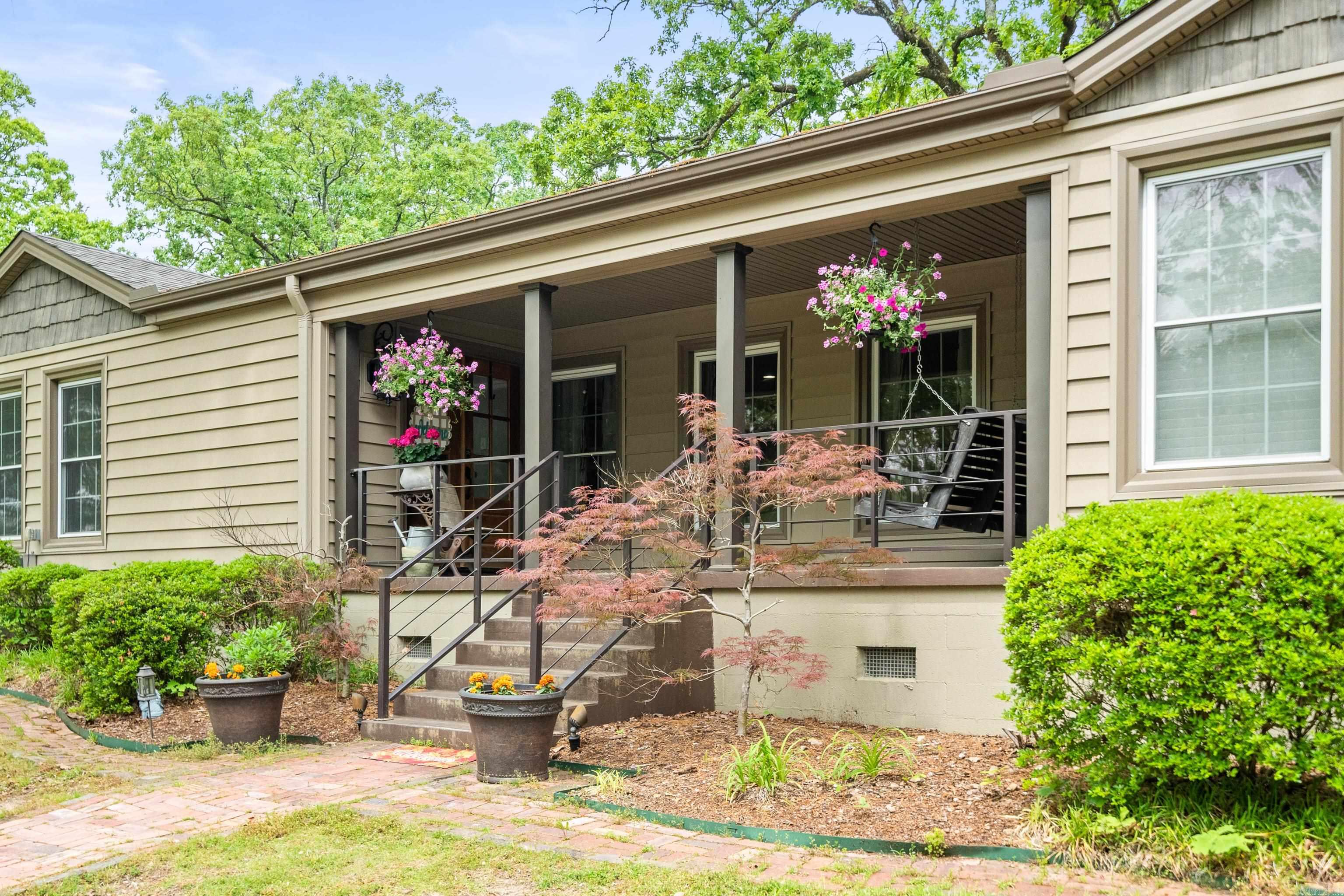 215  Bellaire  Hot Springs, AR