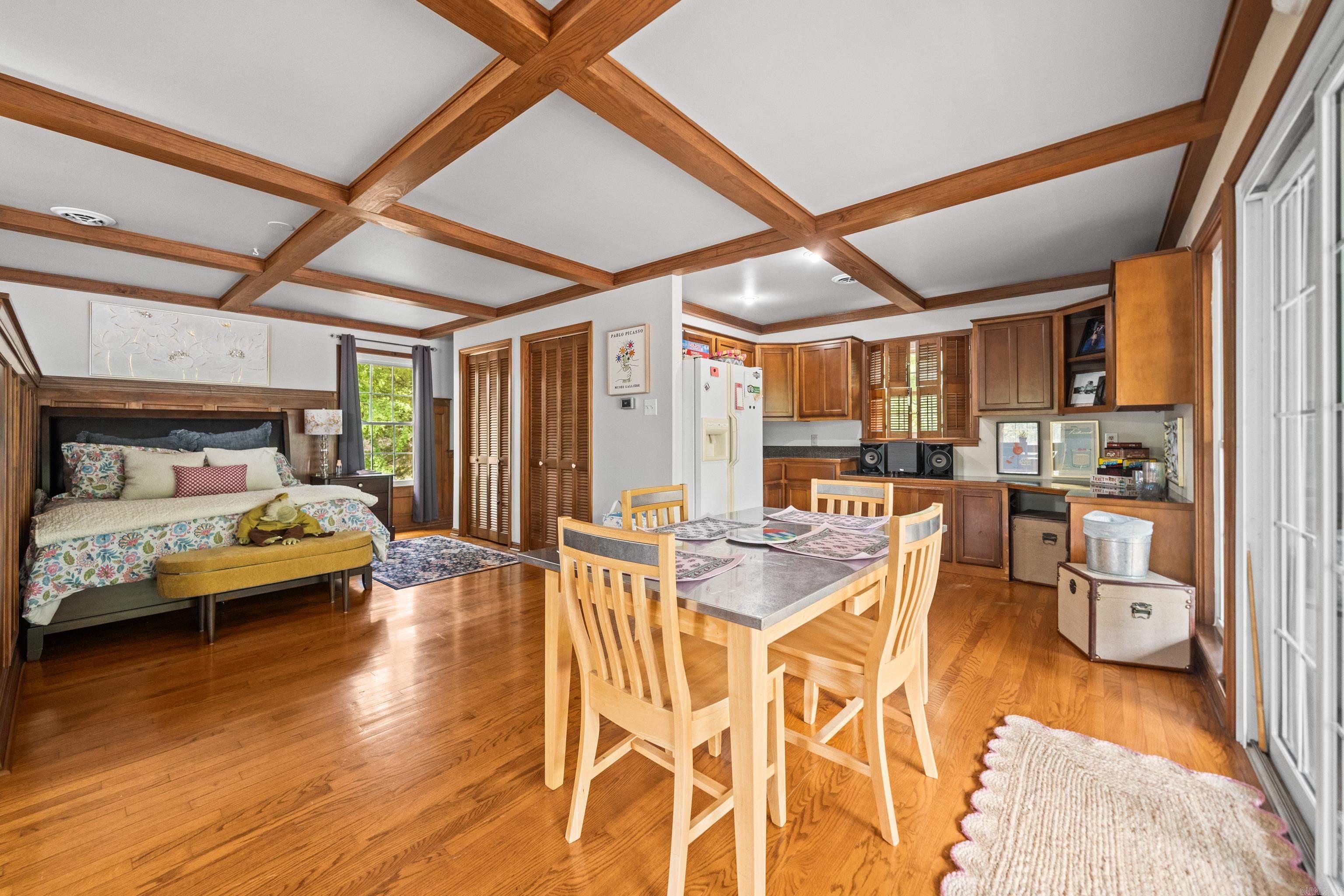 215  Bellaire  Hot Springs, AR