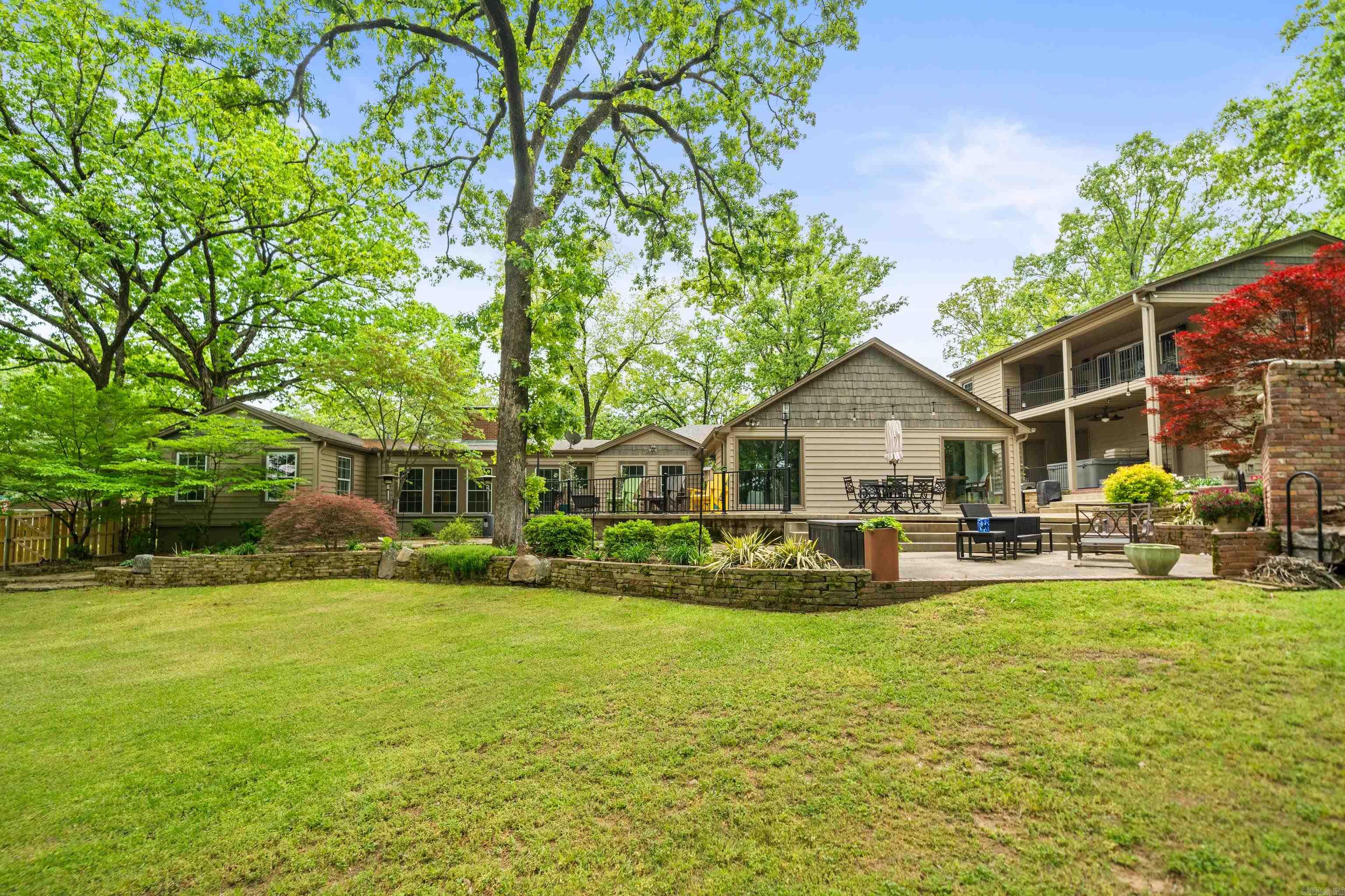 215  Bellaire  Hot Springs, AR