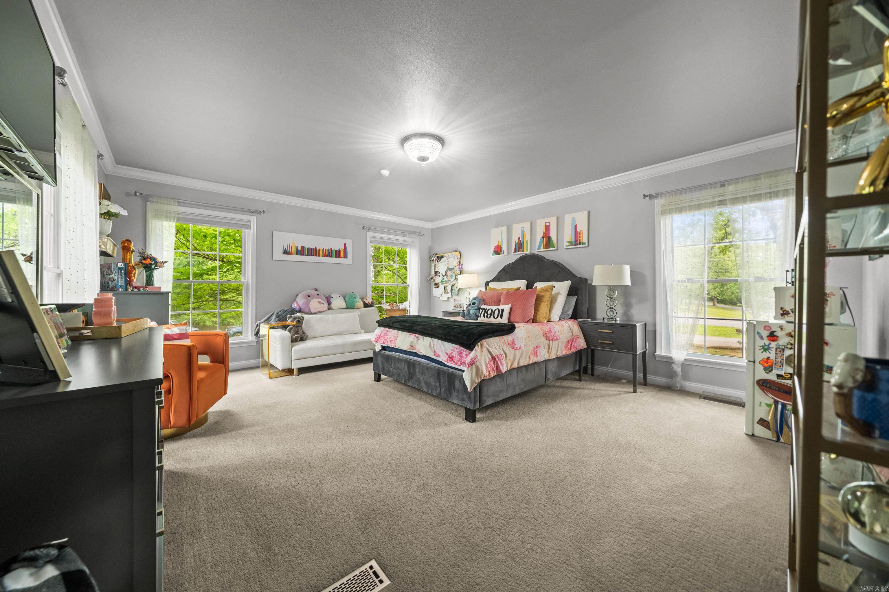 215  Bellaire  Hot Springs, AR