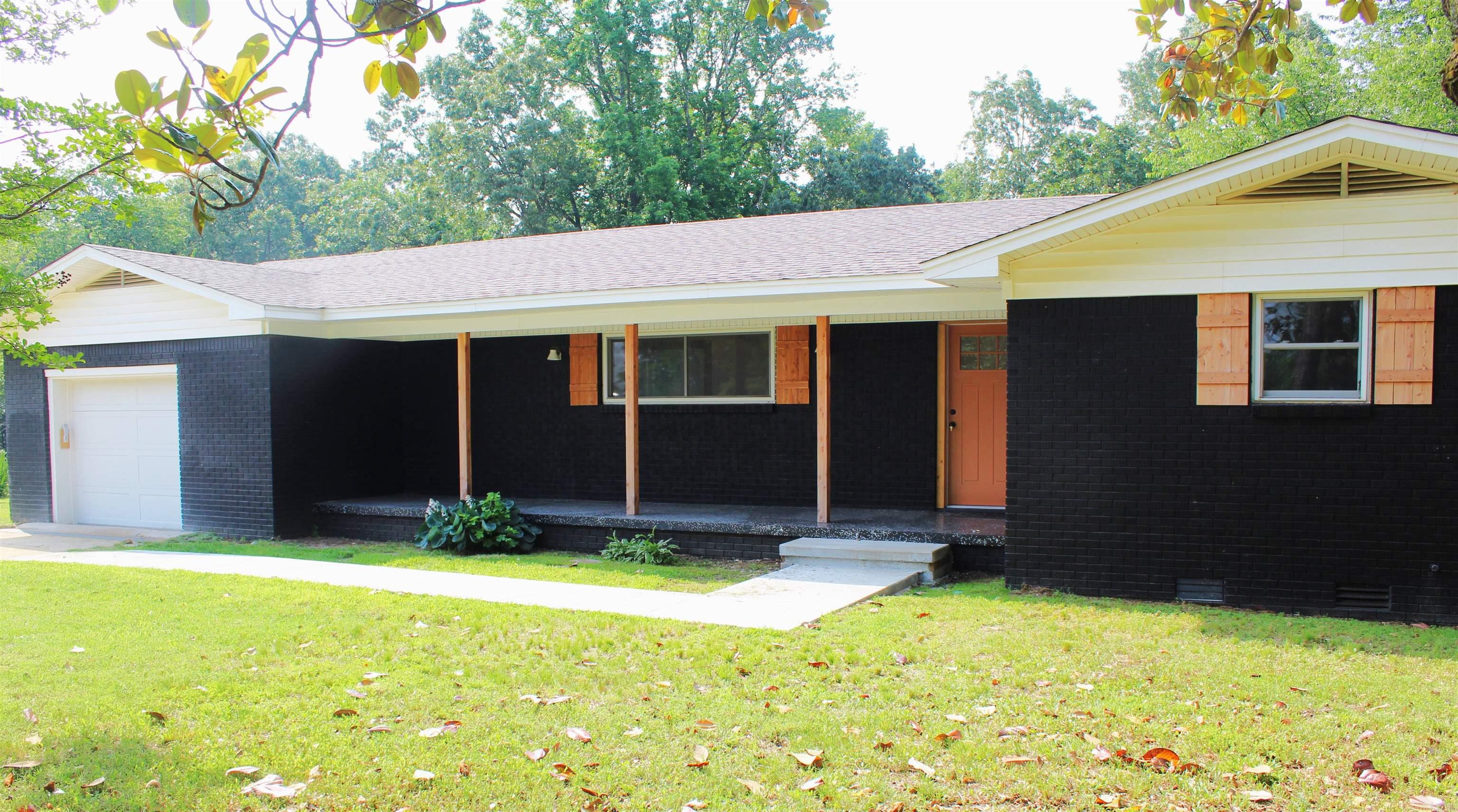 624  Bettis Mountain  Quitman, AR