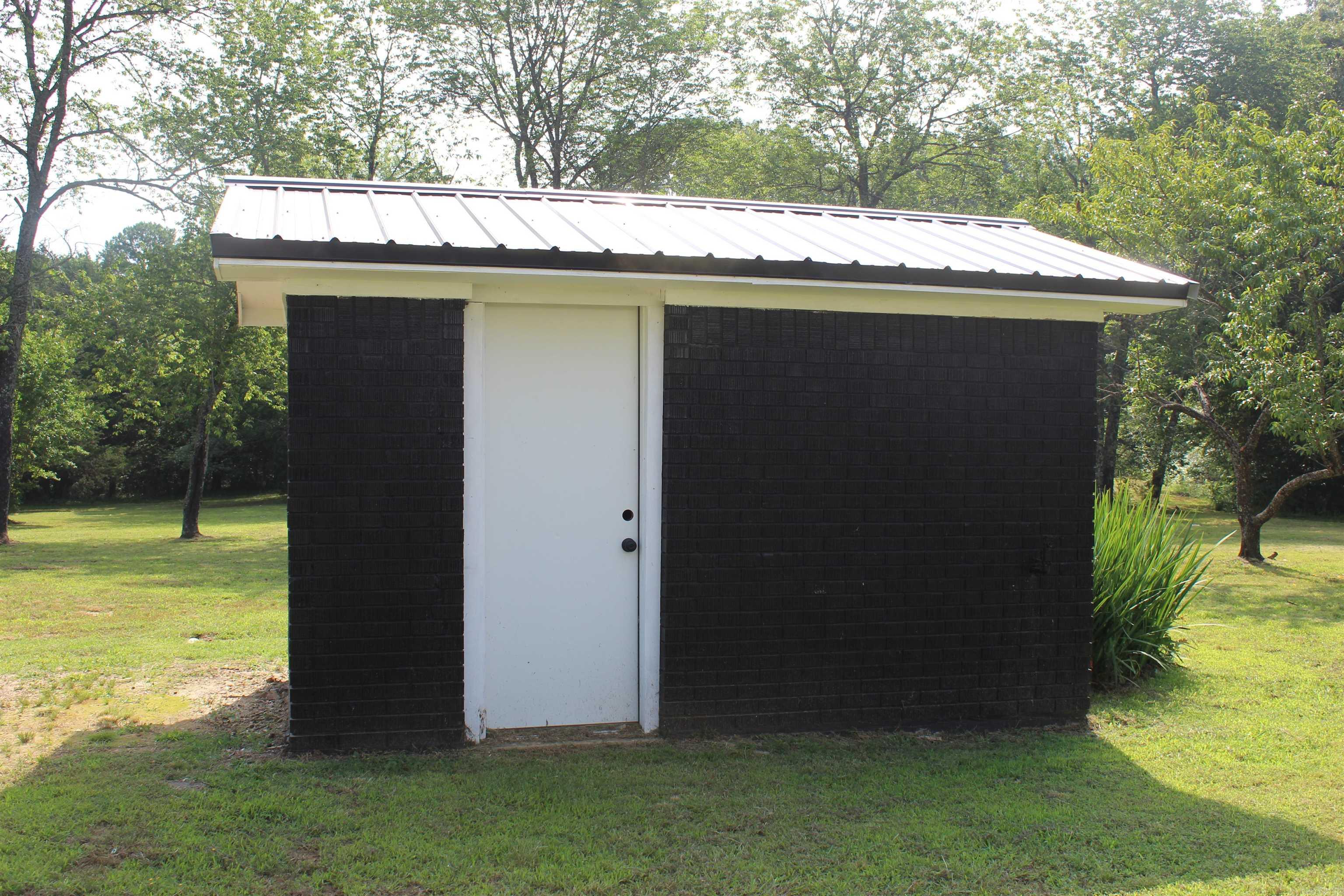 624  Bettis Mountain  Quitman, AR