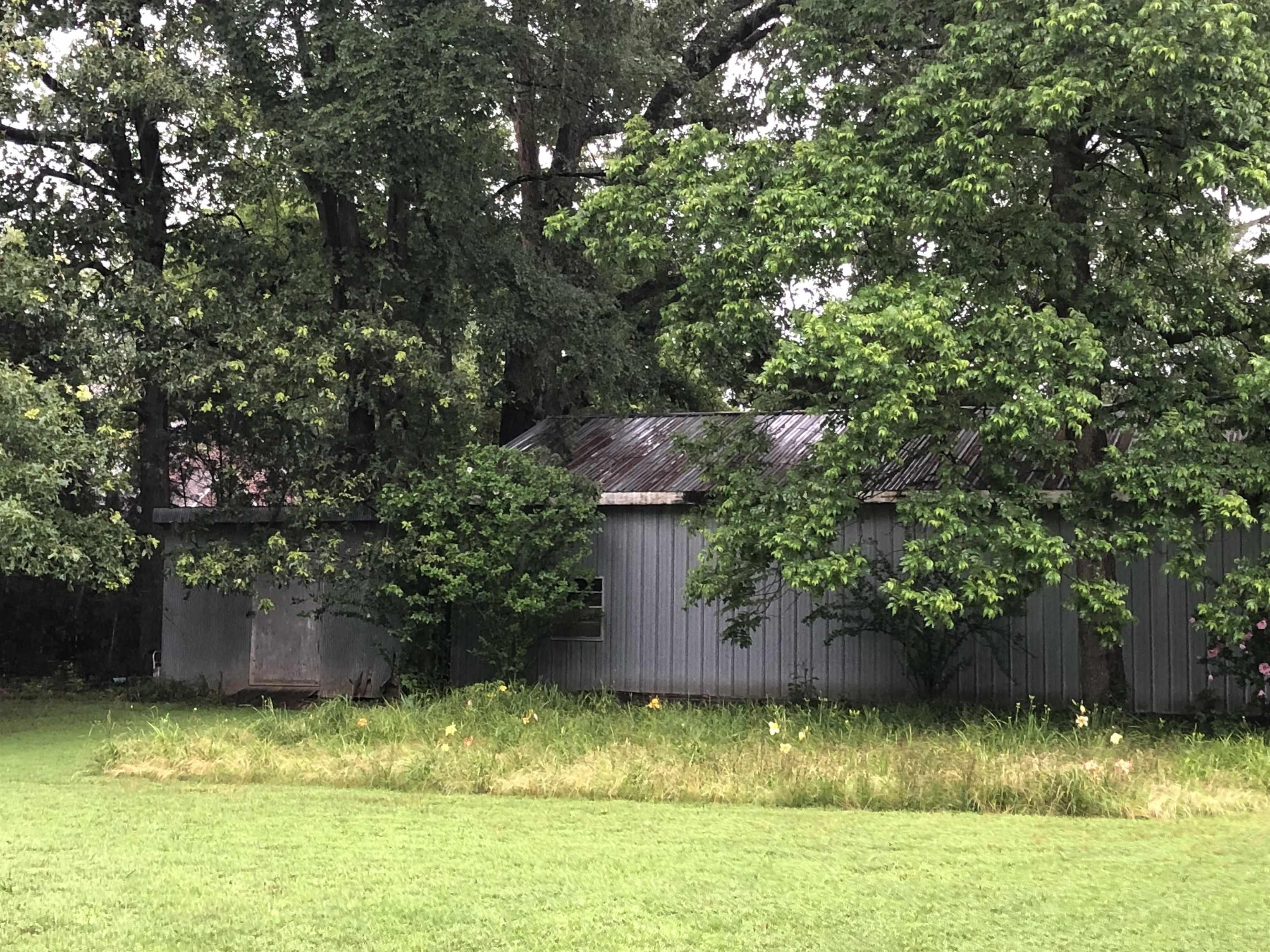 2101  WILDROSE  Paragould, AR