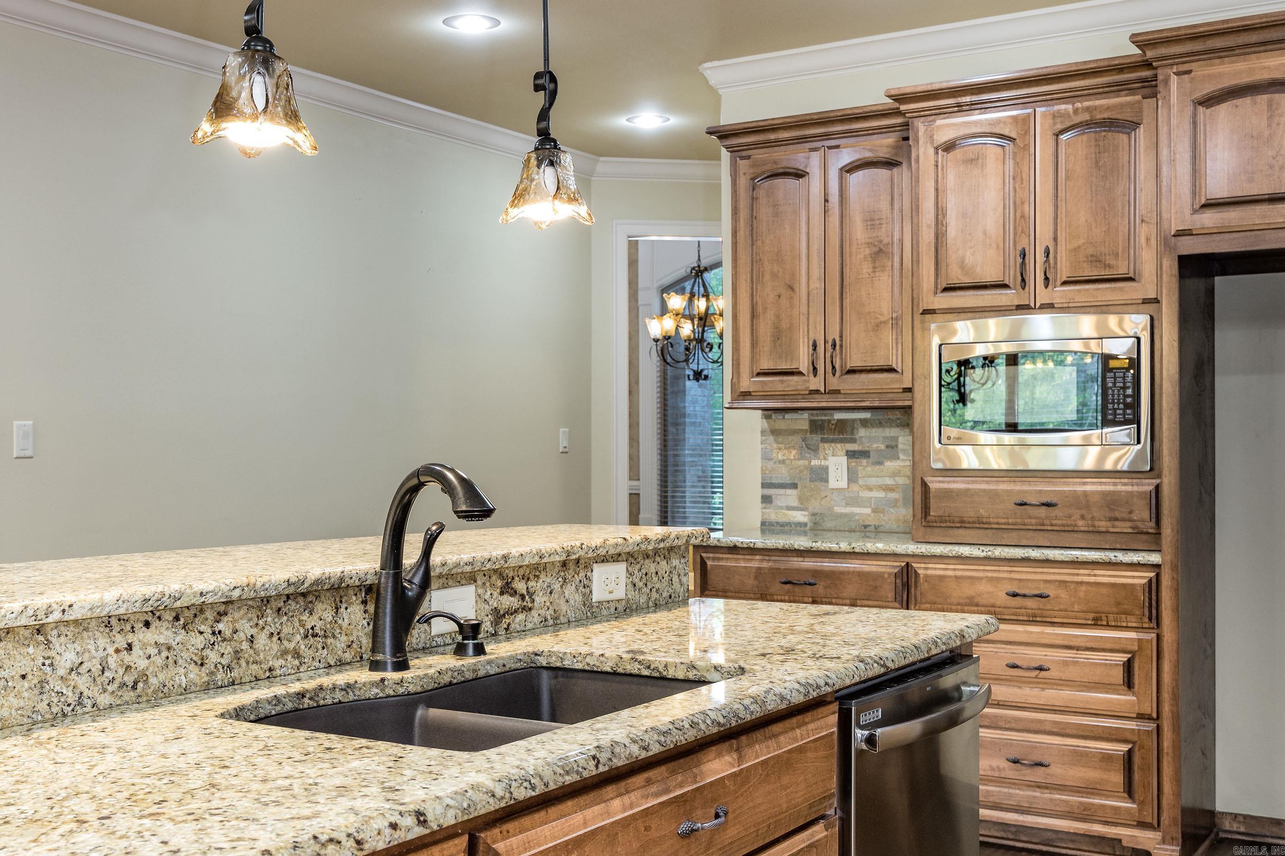 5  Pine View  Little Rock, AR