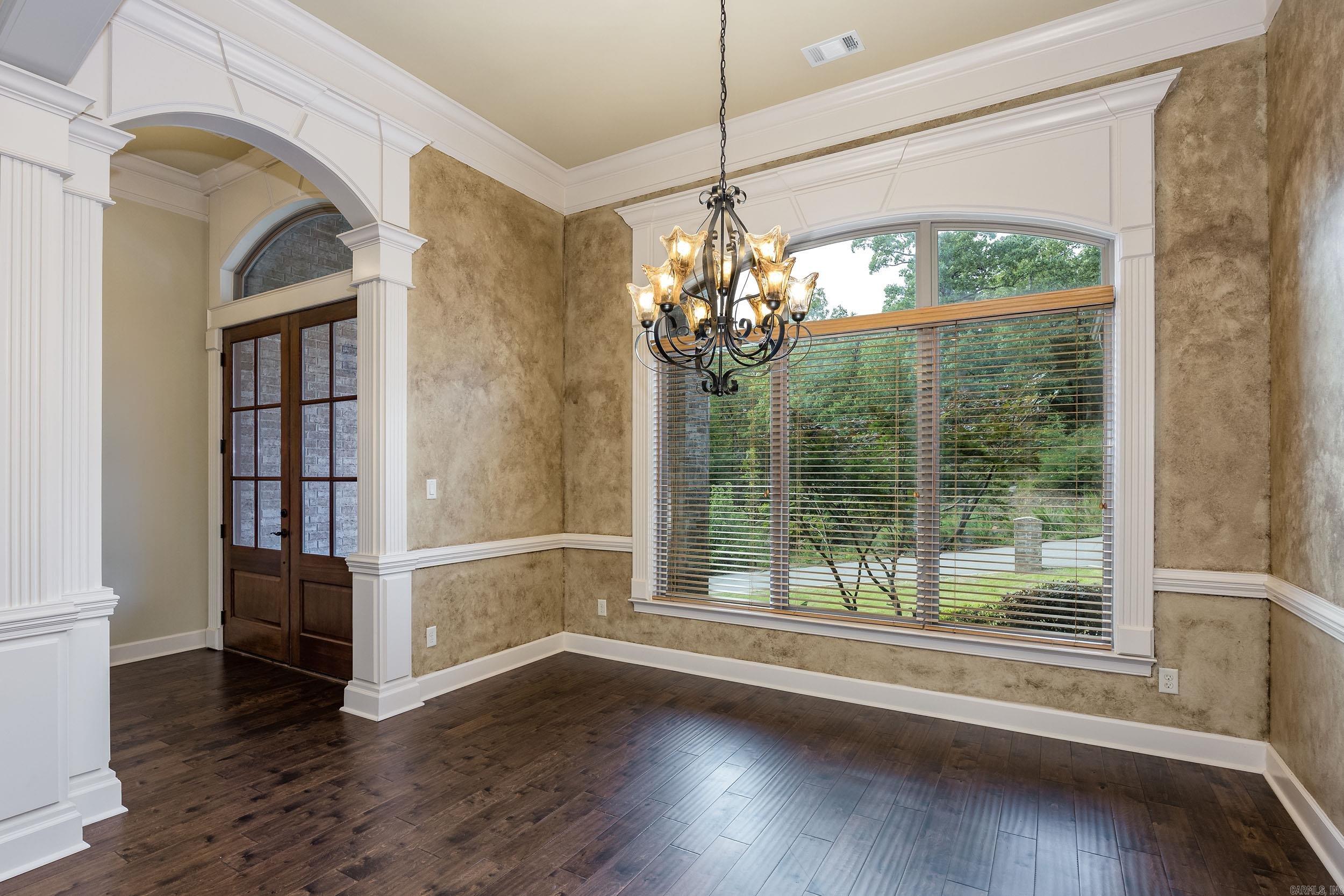 5  Pine View  Little Rock, AR