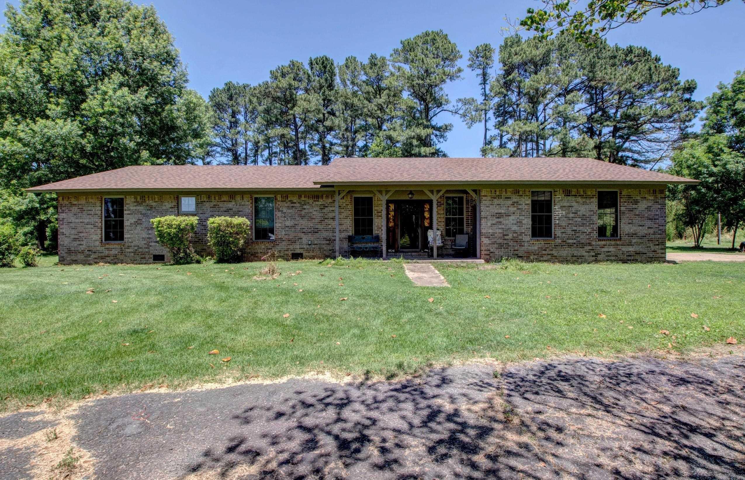 826  Carson Bridge  Lonoke, AR