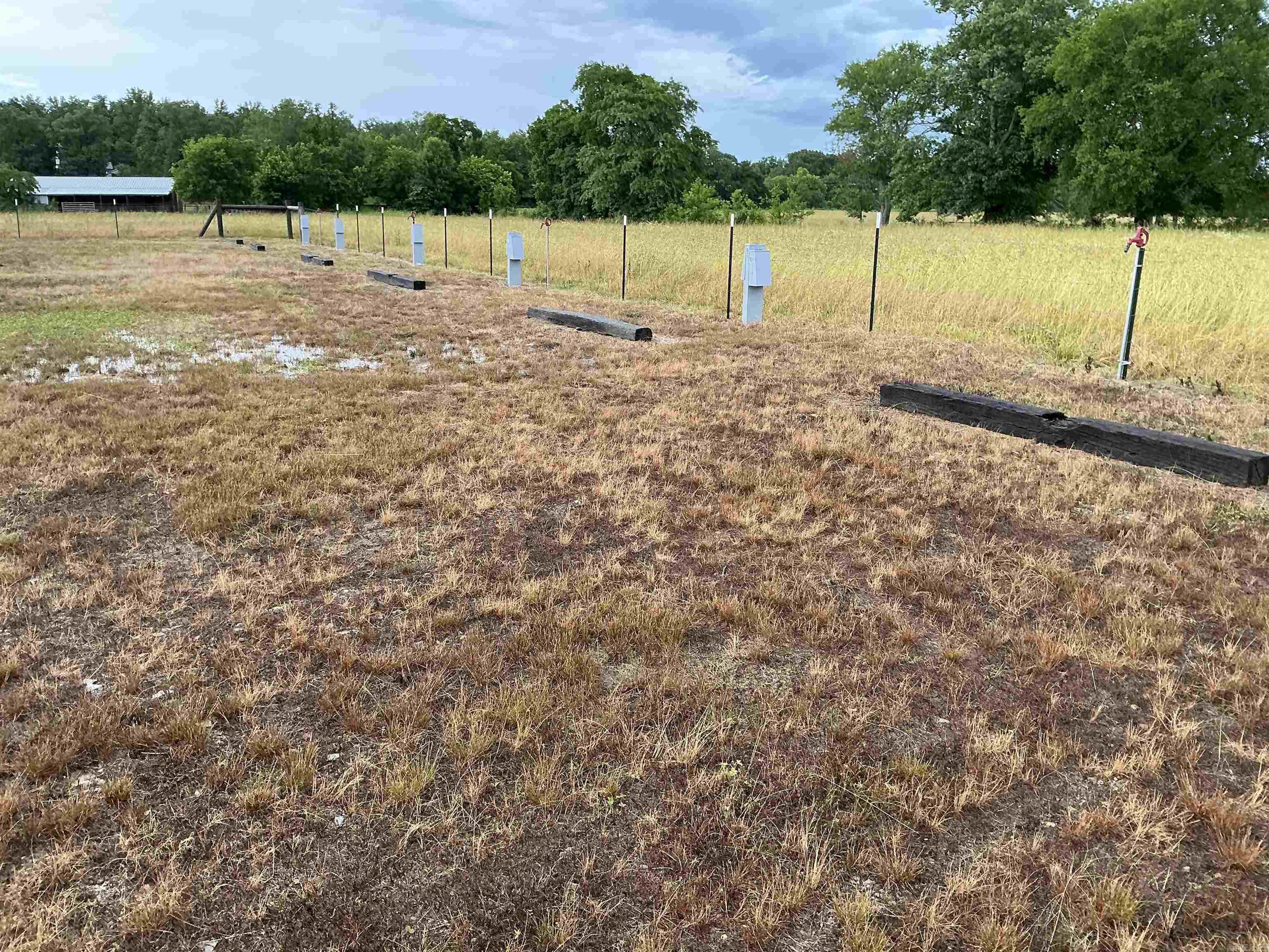 360  27 N  Mount Ida, AR