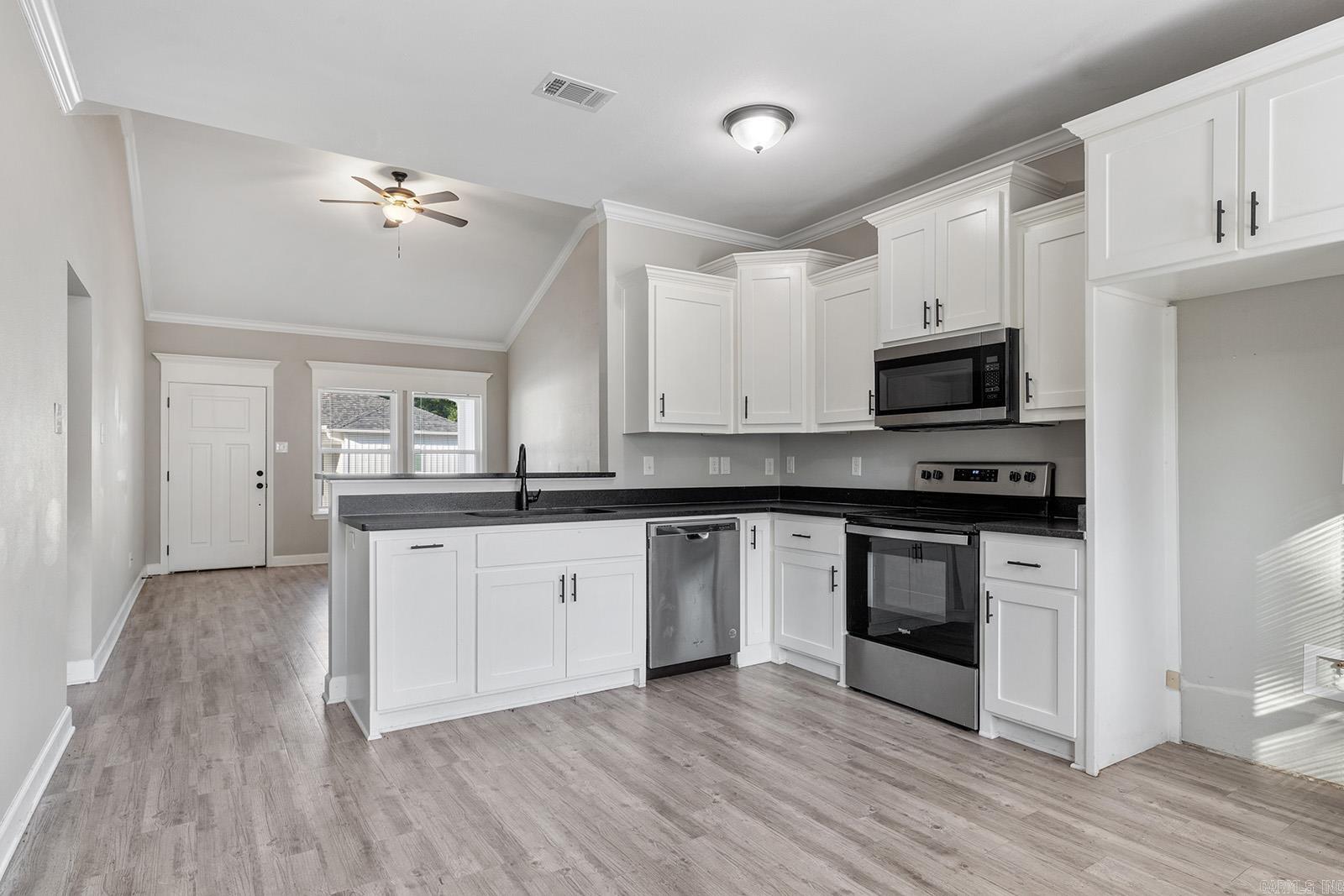 31  Woodhaven  Cabot, AR