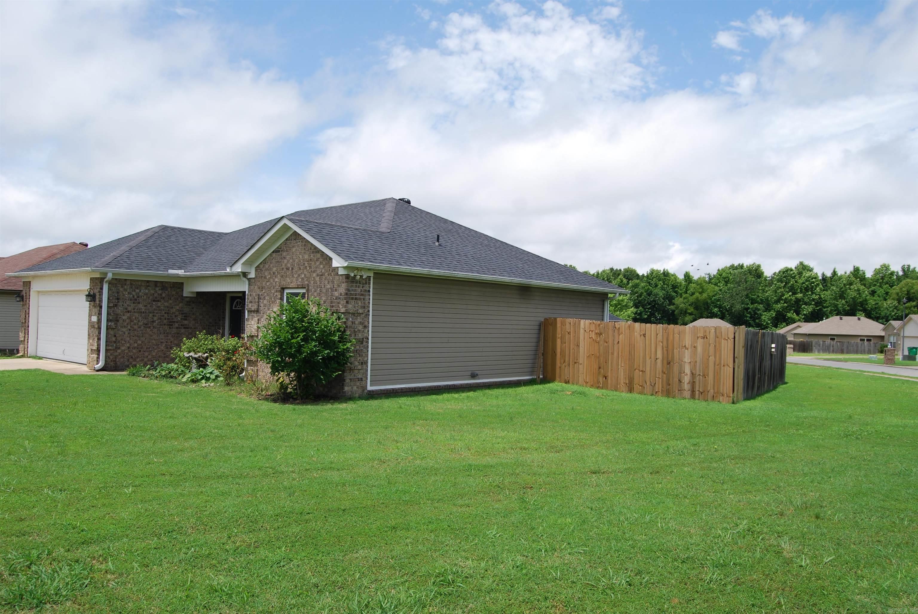 148  PEACH STREET  Austin, AR