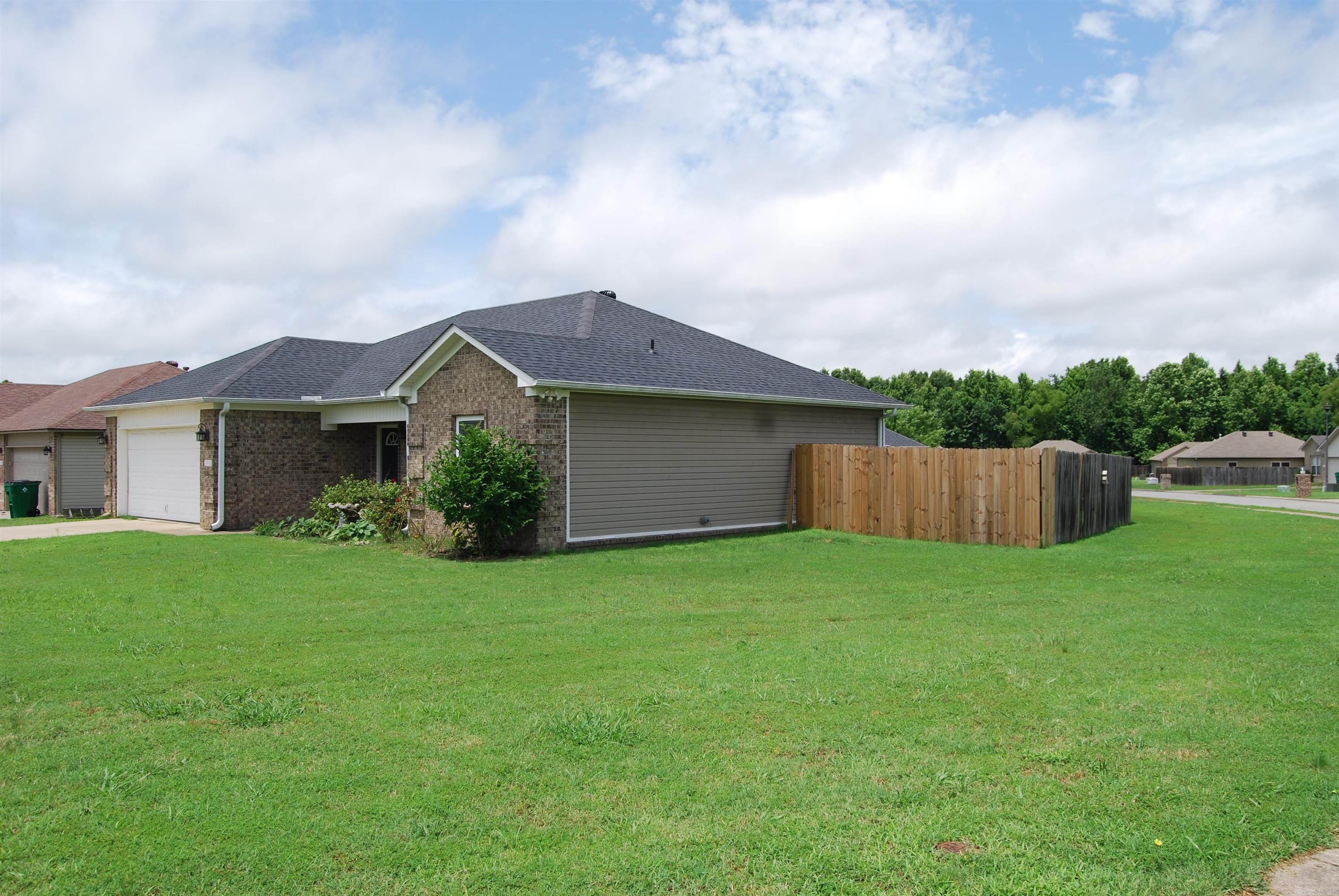 148  PEACH STREET  Austin, AR