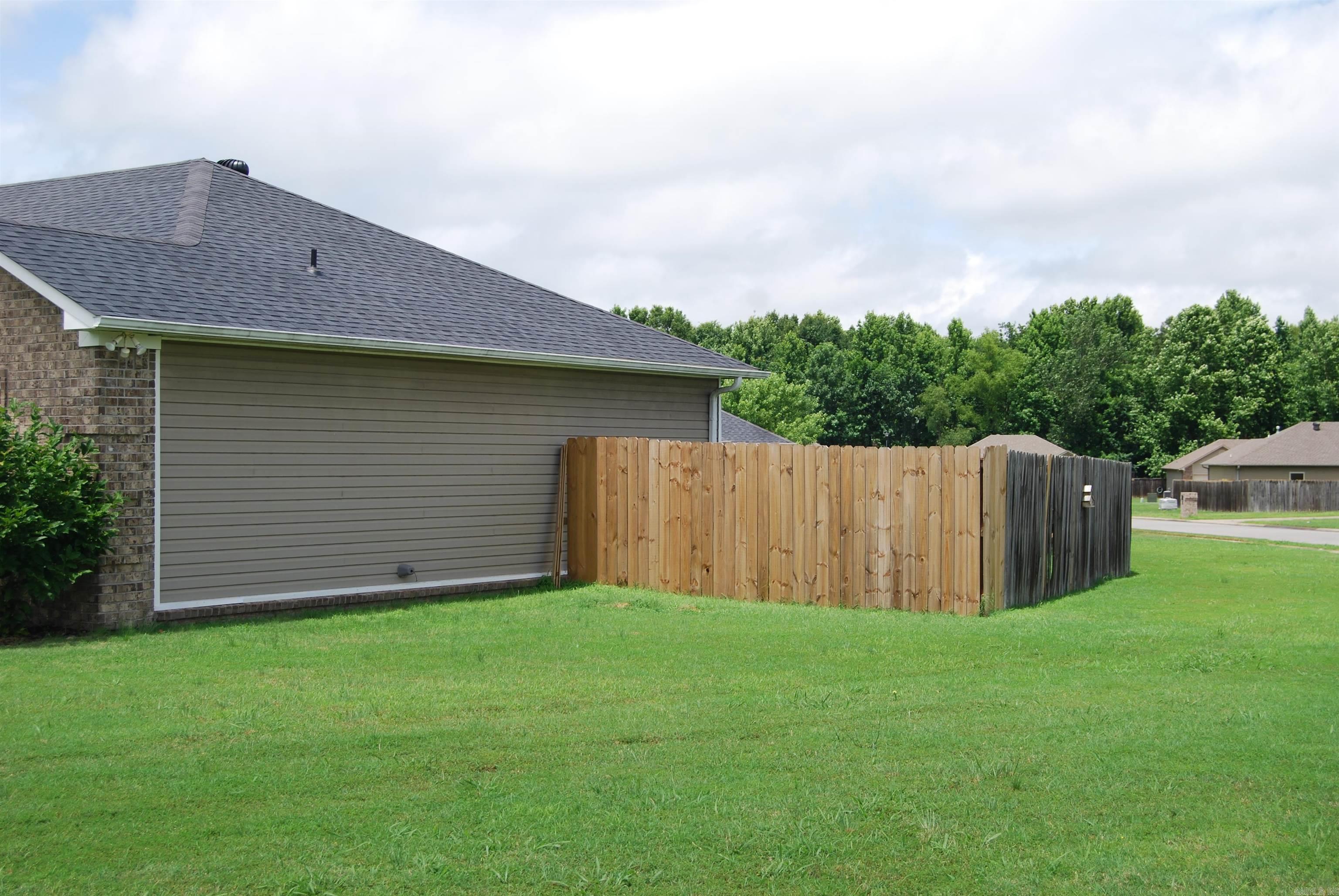 148  PEACH STREET  Austin, AR