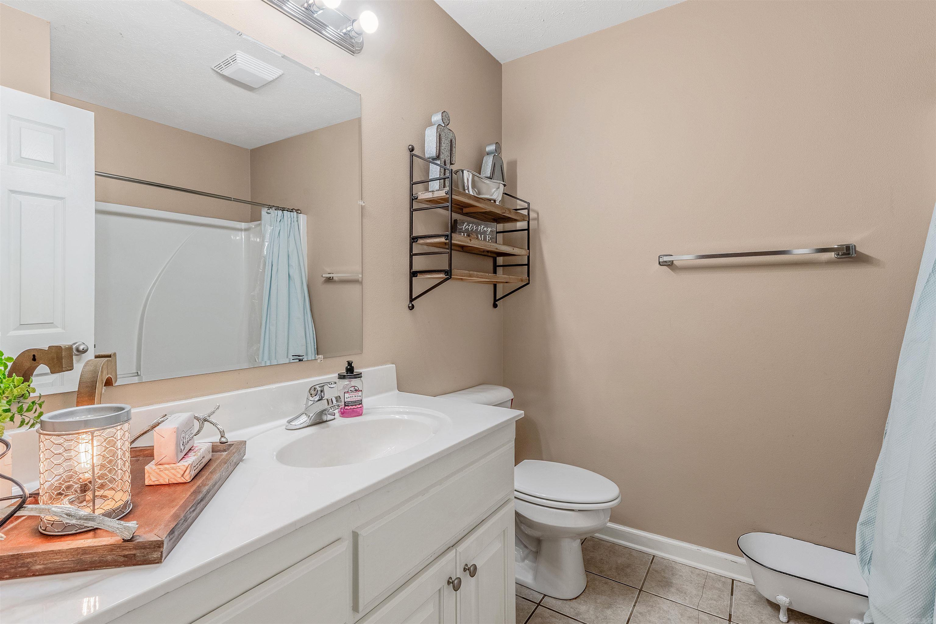 43  Juanita  Lonoke, AR