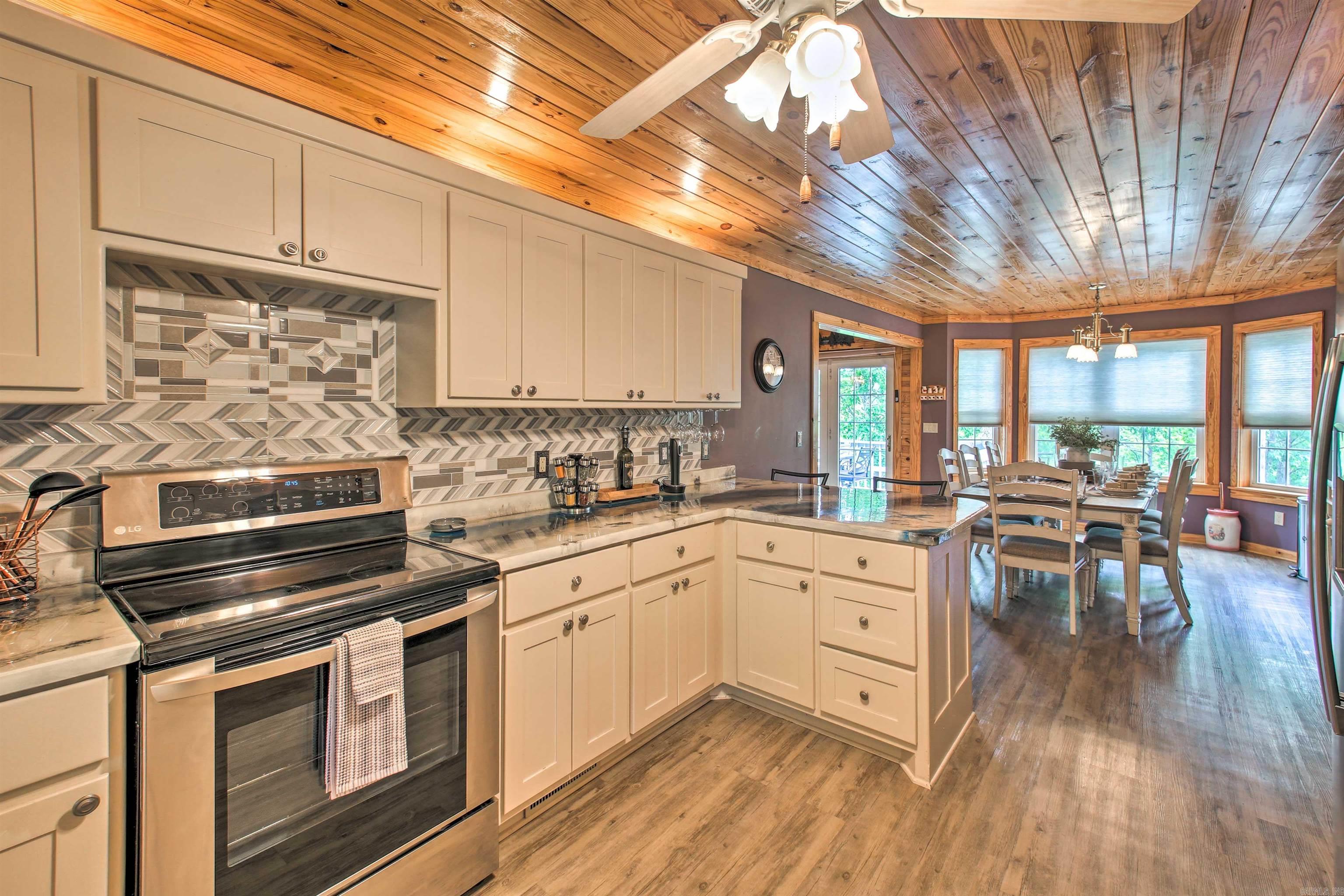 23  Fineza Way  Hot Springs Village, AR