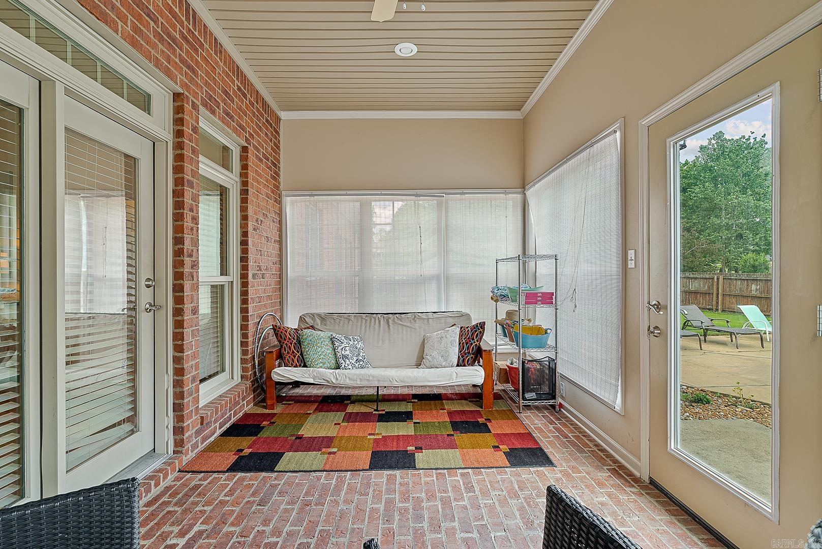 221 Dunwoody Dr Jonesboro, AR 72404