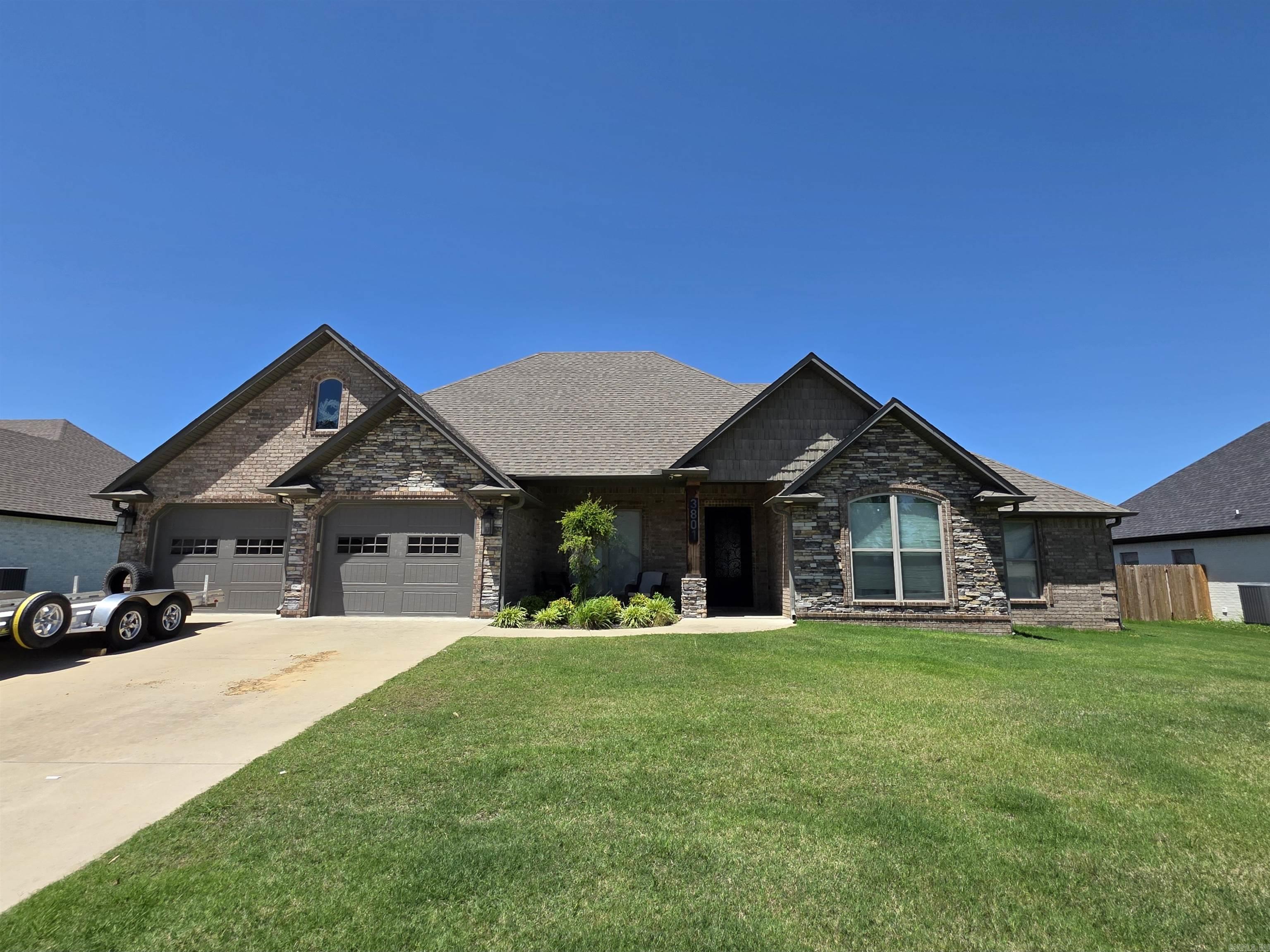 3801  Stoneridge  Paragould, AR