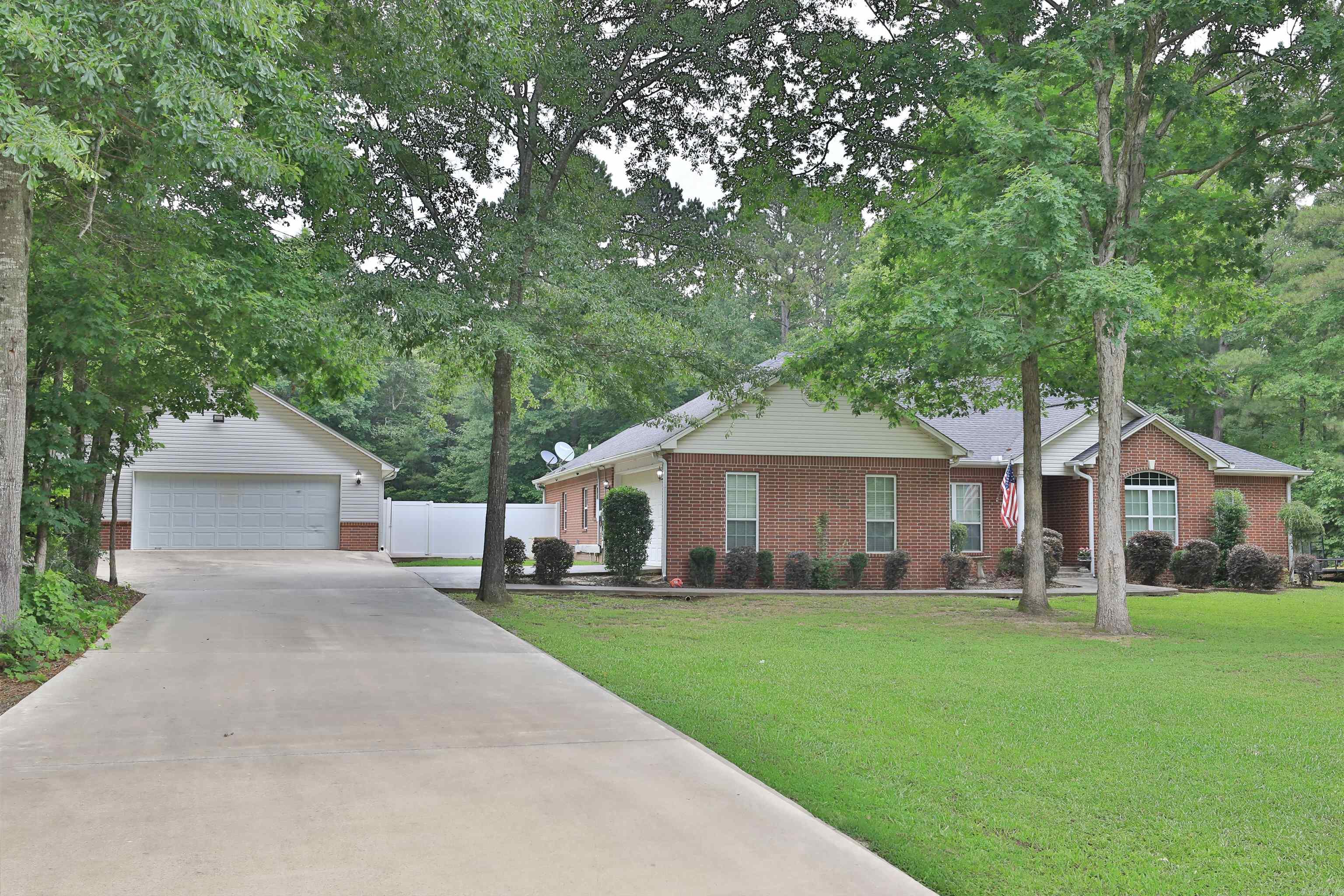 3115  Dan Road  White Hall, AR