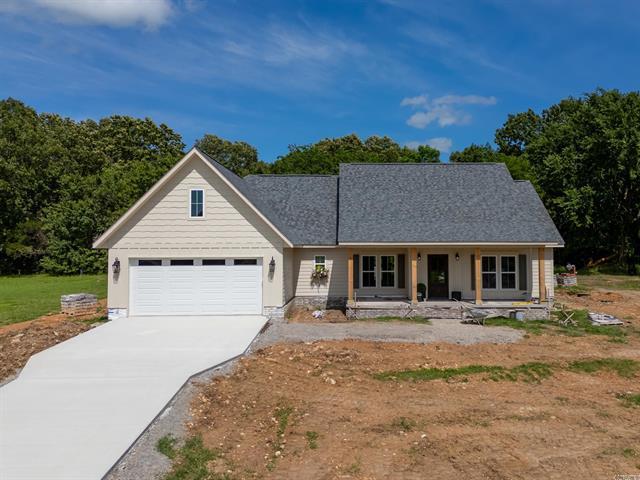65  Charleston Place  Mountain Home, AR