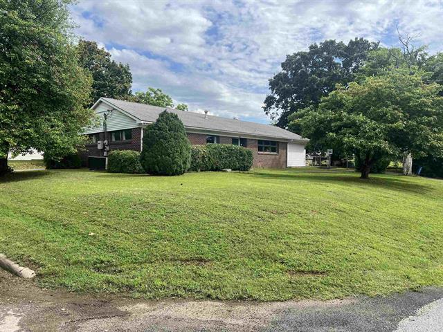 1001  Vine  Batesville, AR
