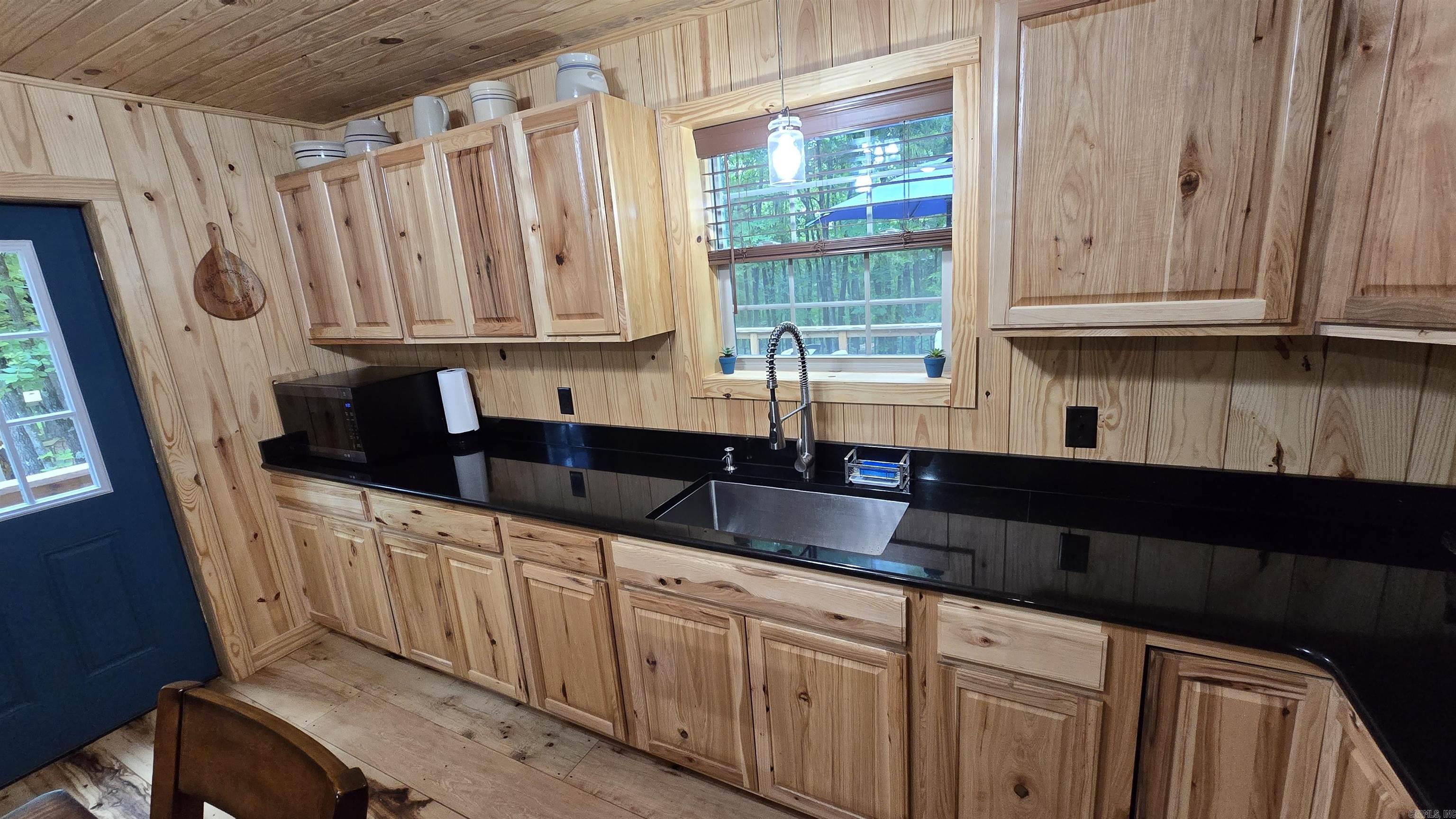 7473  Meadow Creek  Fox, AR