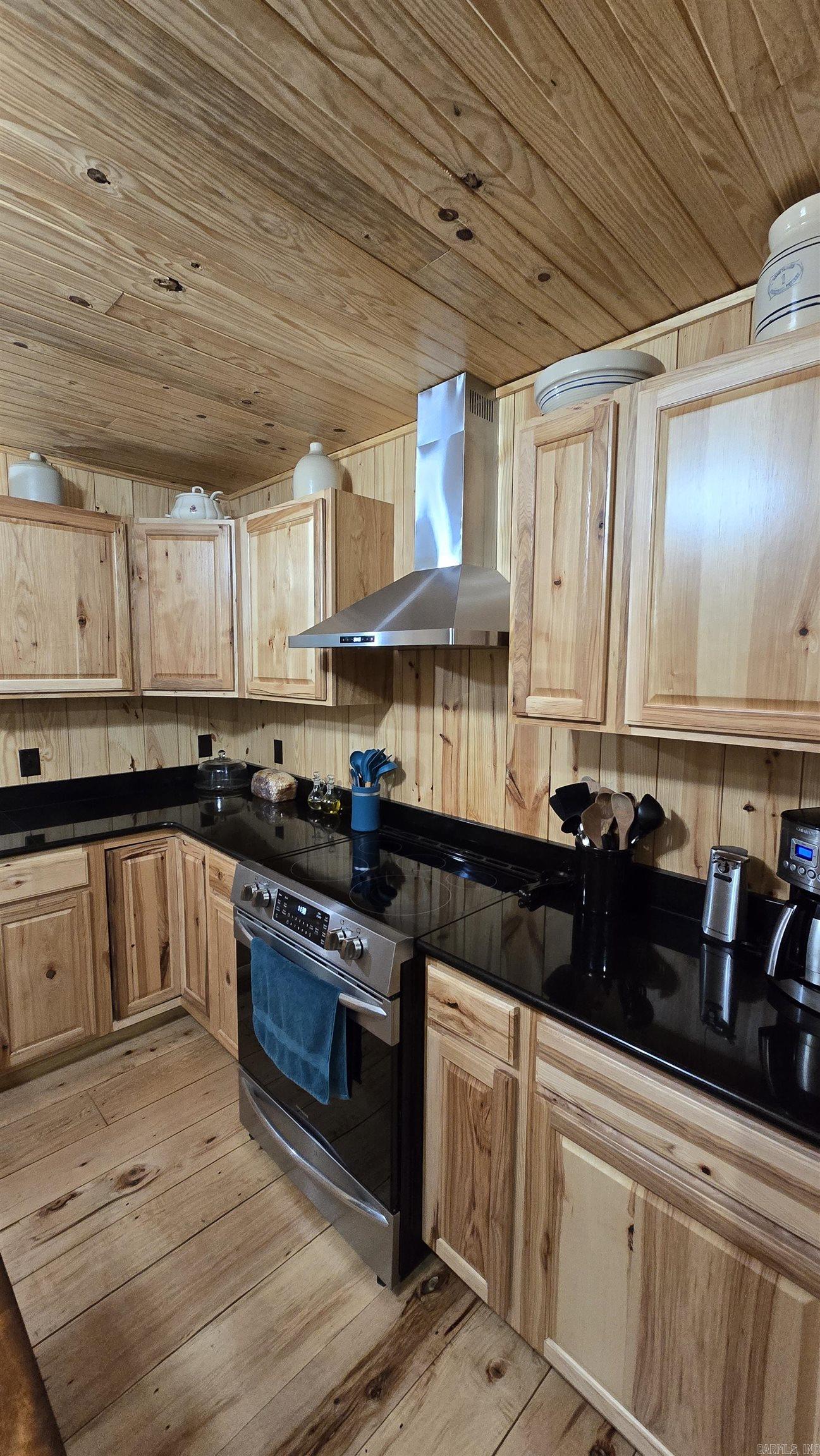 7473  Meadow Creek  Fox, AR
