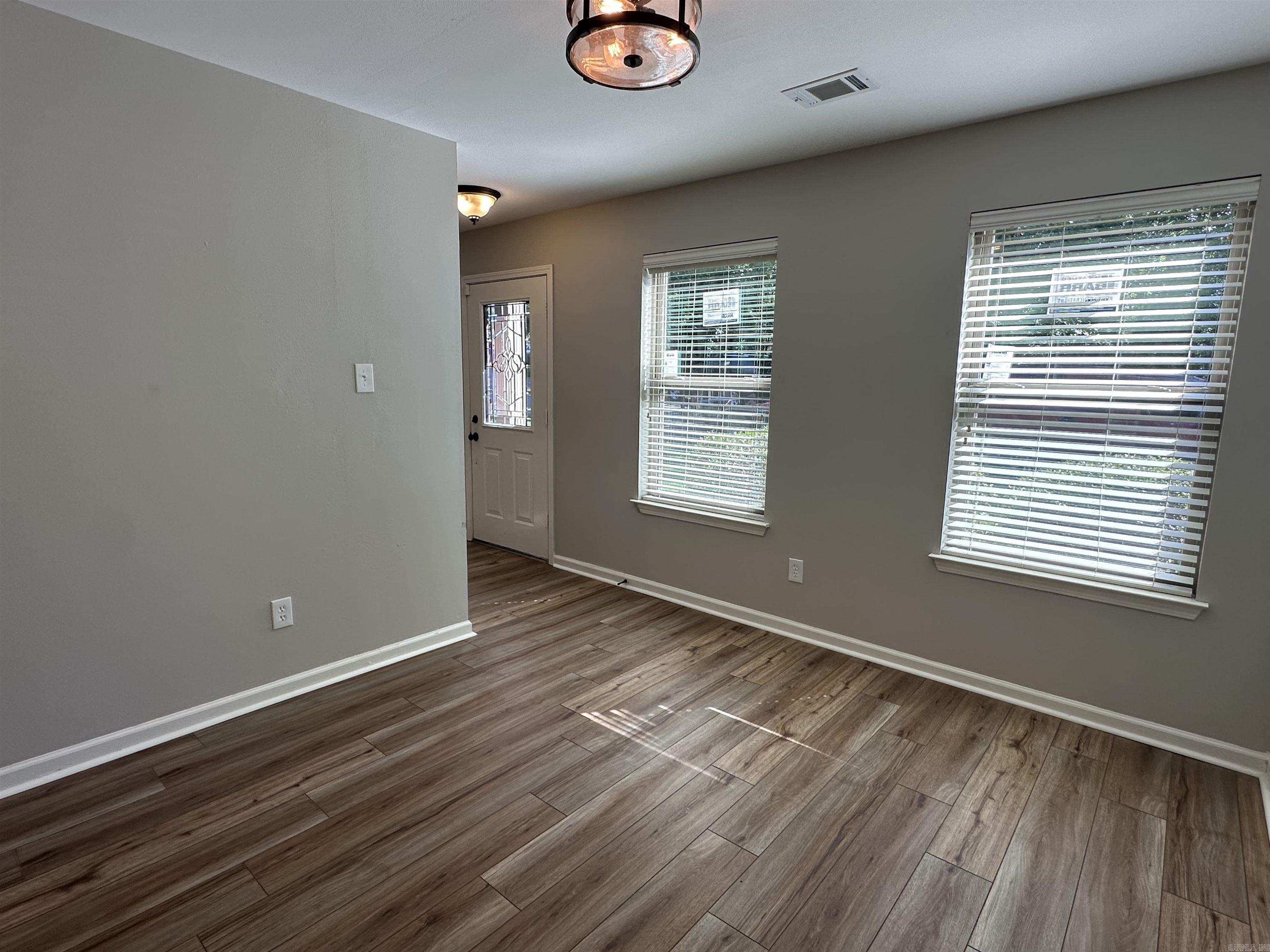 1108  River Oaks  Benton, AR