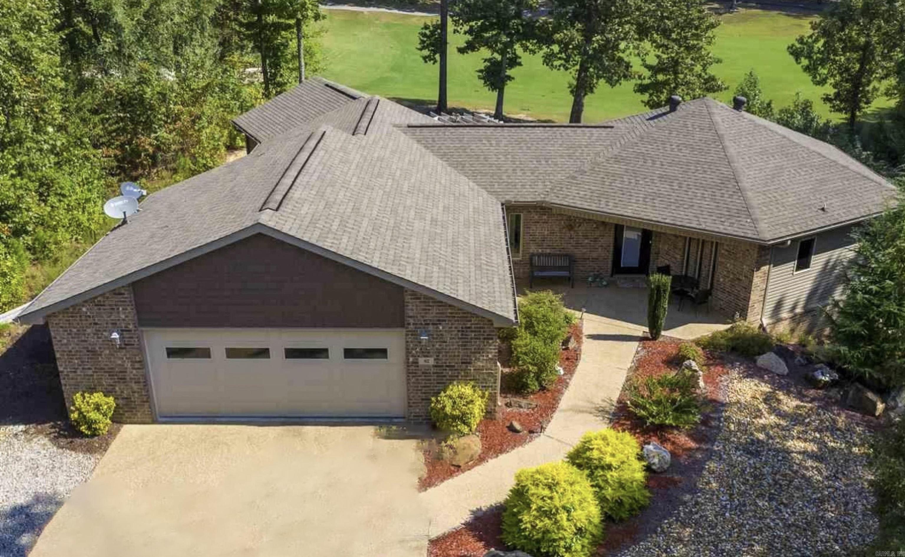 82  Magellan  Hot Springs Village, AR