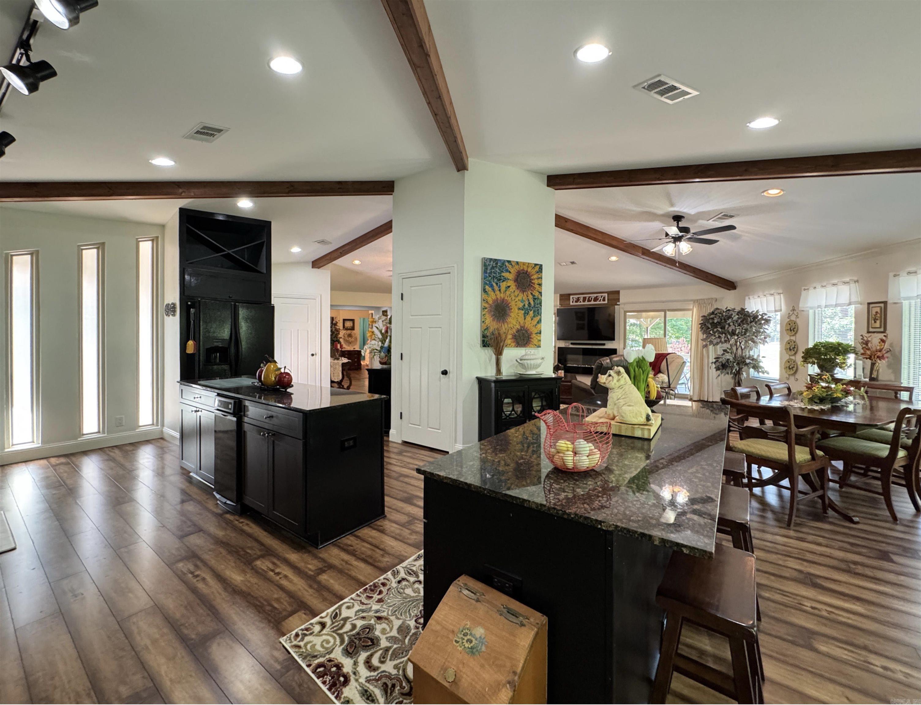 82  Magellan  Hot Springs Village, AR