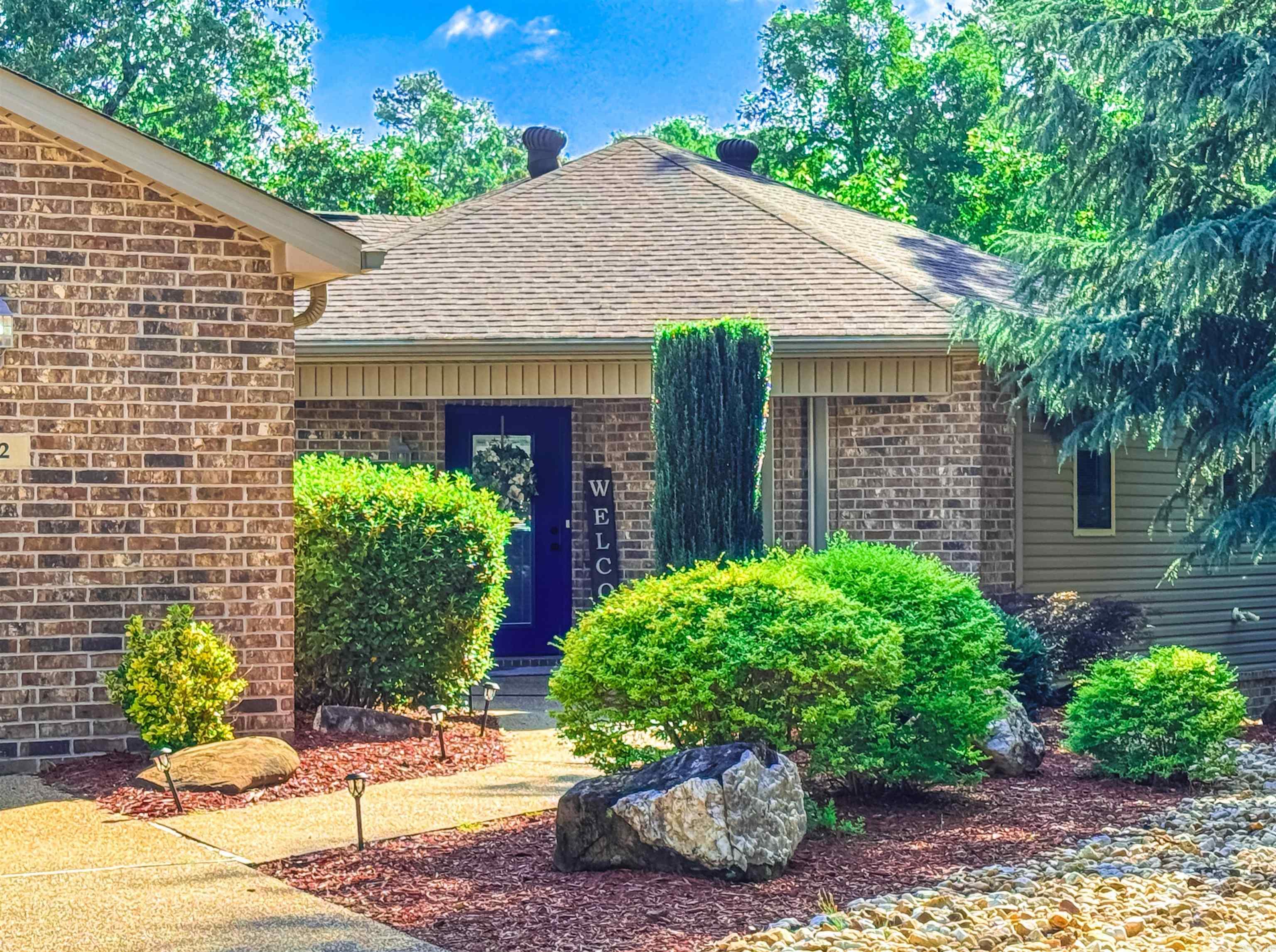 82  Magellan  Hot Springs Village, AR