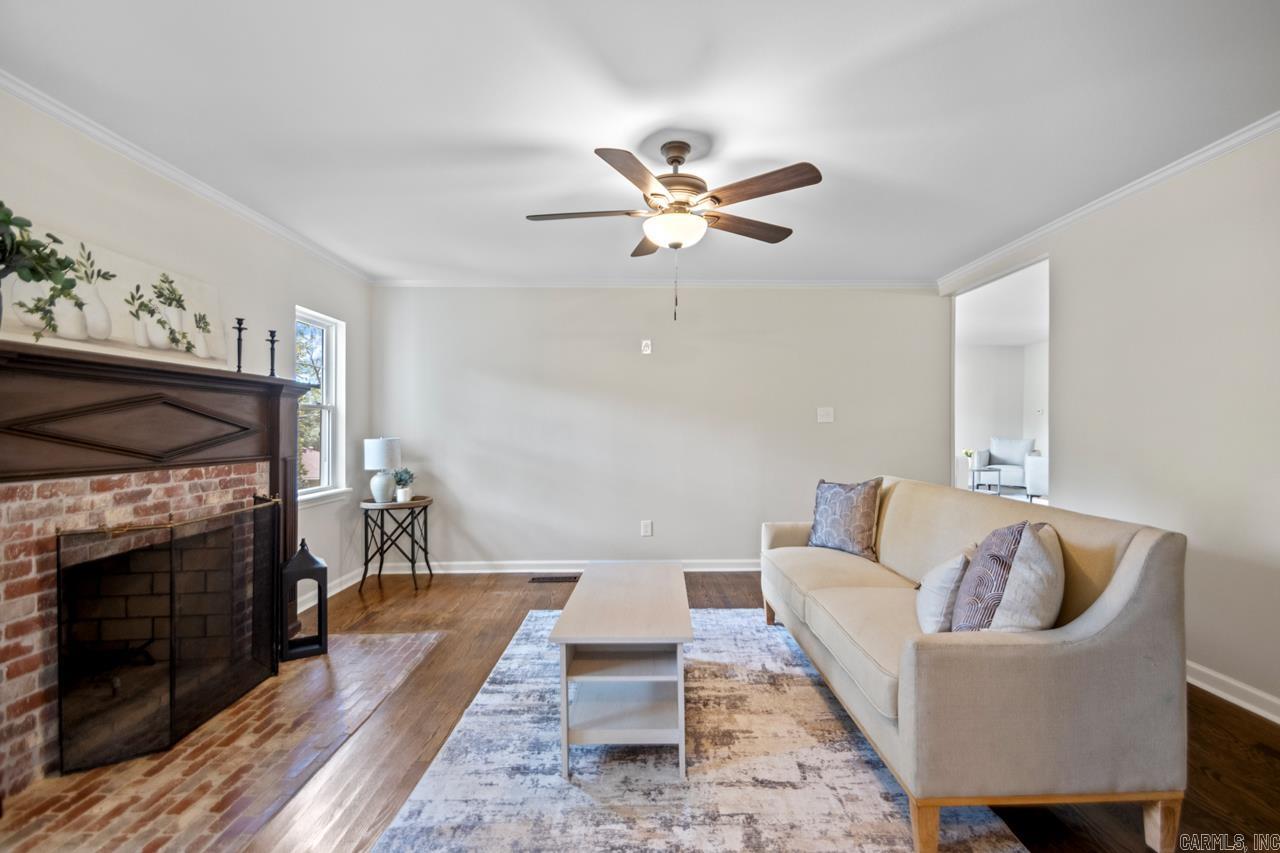 104  Dickson  Little Rock, AR